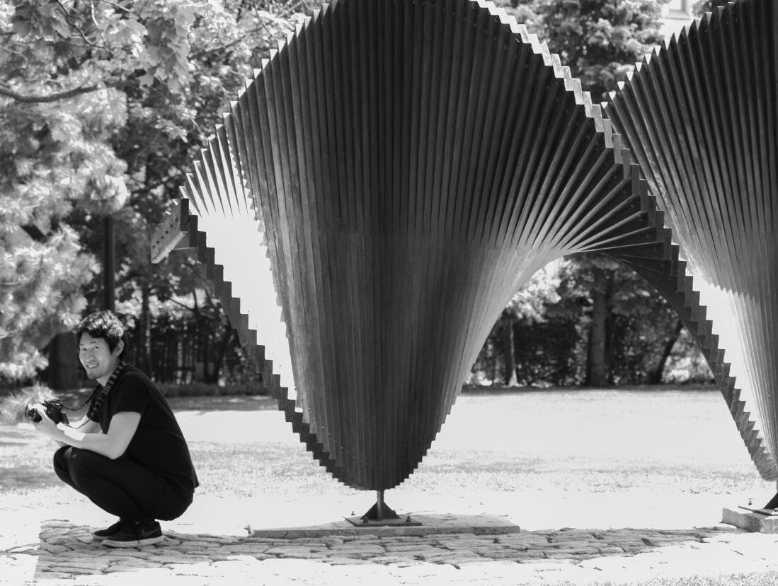 Toru and the Sculpture in Major's Hill Park 