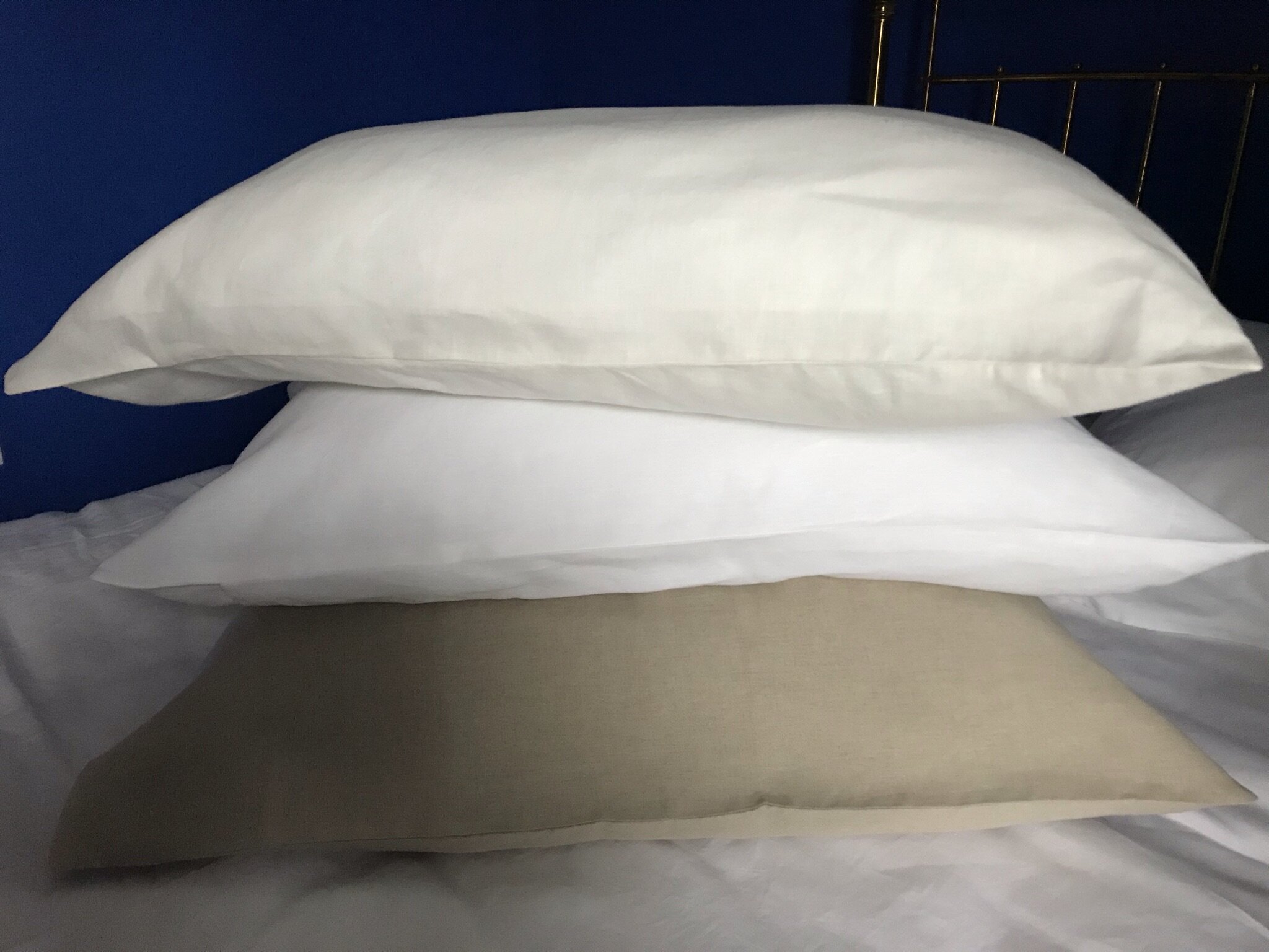 organic linen sheets in pure white/cricket white which is a creamy off-white/natural fax