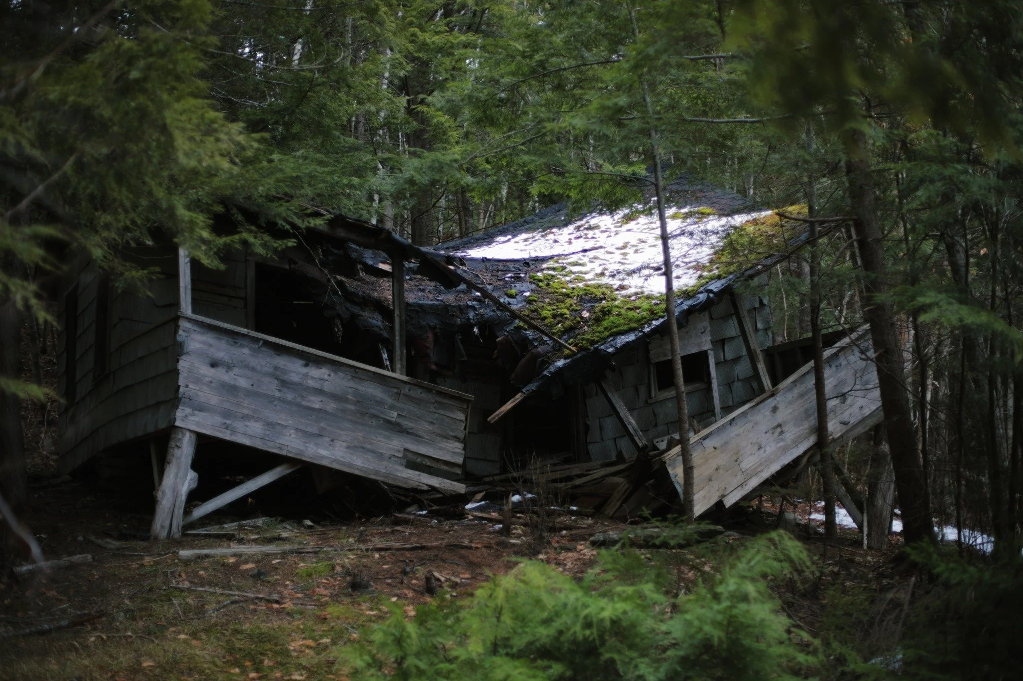 MINIMAL SPACE &mdash;&mdash; I first passed this way in the twilight hours of late autumn 2013, and it was nearly a decade before I returned again. I spent my twenties in fairly restricted surroundings, circling the same familiar spaces of Annapolis 