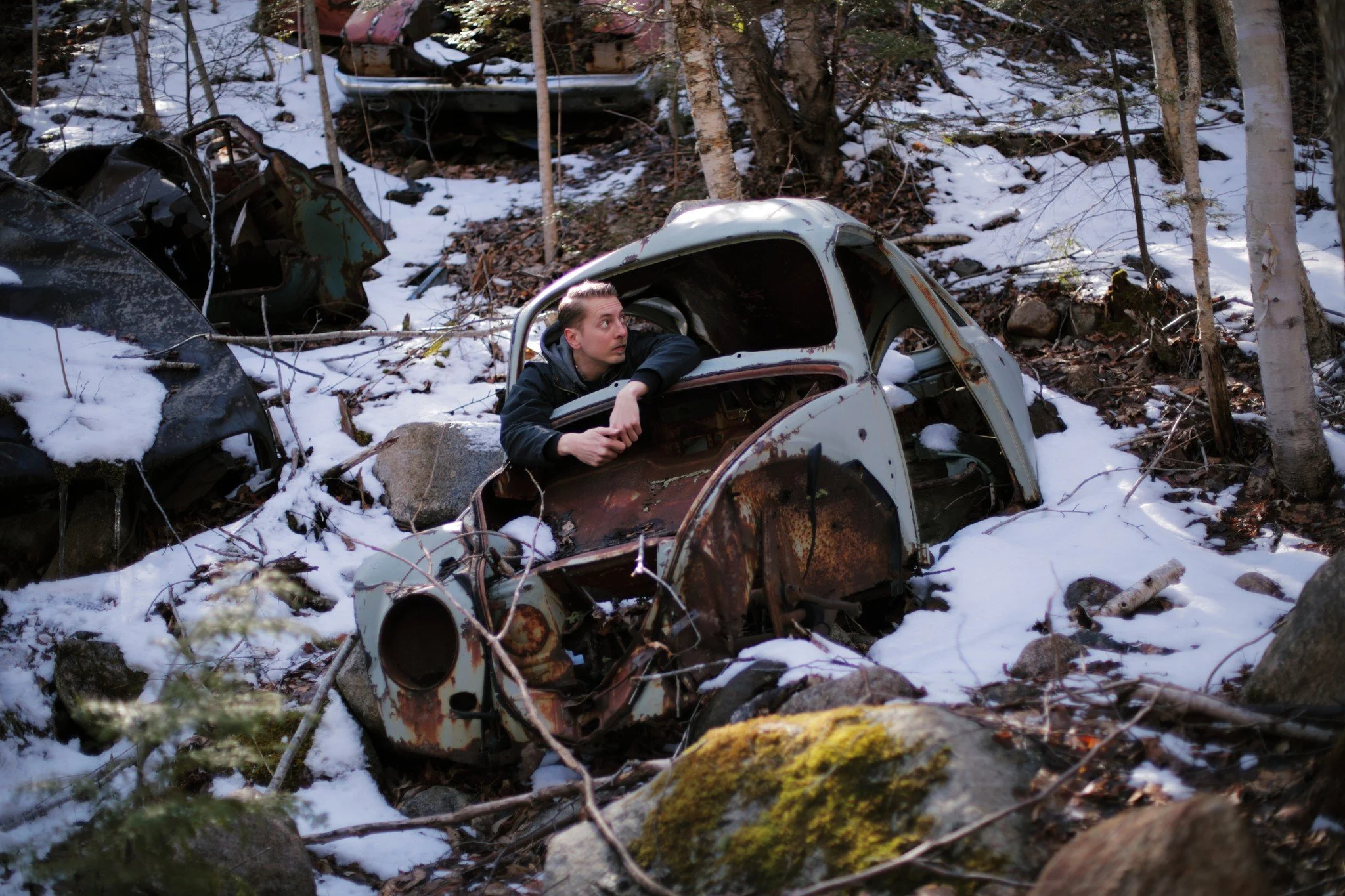 IODINE

I fell for sleep
when the river girl sang
I caught my throat
where the branches overhang
I couldn't close my collar
without feeling like I'd choke
I was the landlocked lover
before she iodized my salt
I had the Switzerland sickness
with mount