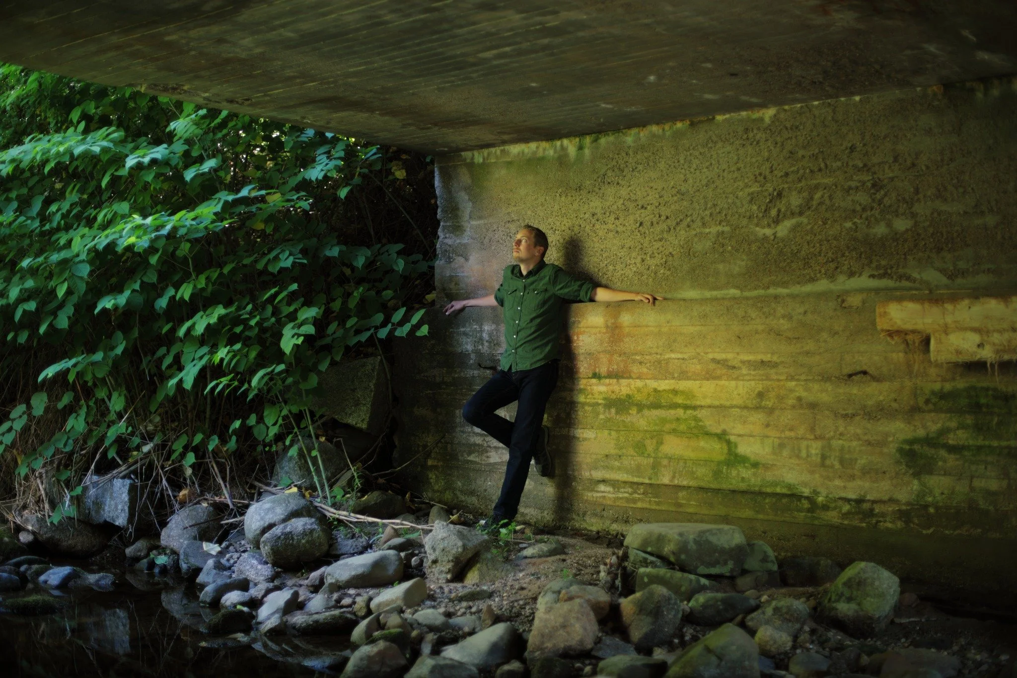 GET CURIOUS &mdash;&mdash; Under any bridge is a significant sink in summer. It's a draw with dramatic appeal, below the shade of cool concrete, here on the outskirts of sleepy Round Hill. This is the spot where Highway 201 traverses tiny Spurr Brook