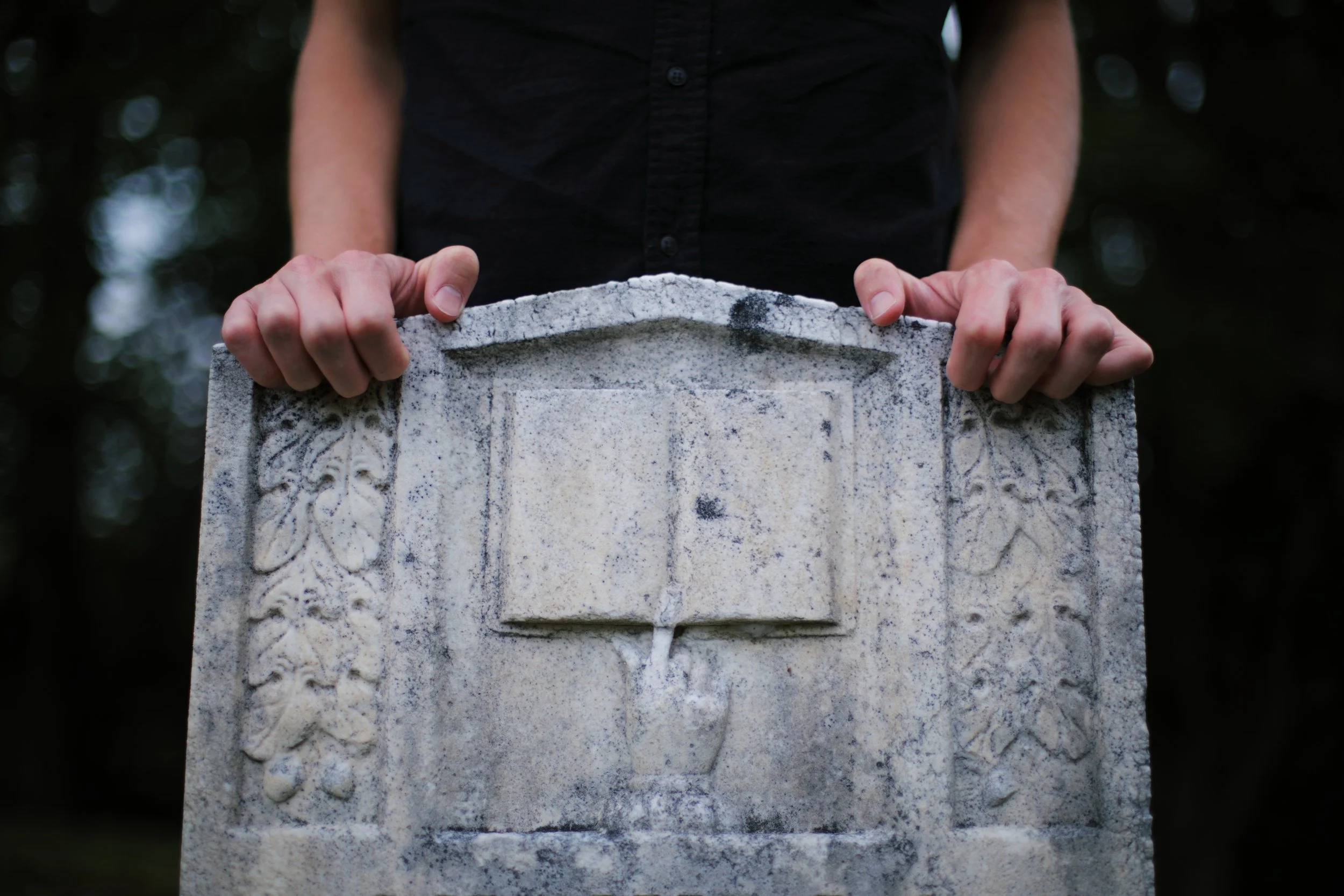 LAST KIND WORDS &mdash;&mdash; I was nineteen years old and Christmas 2006 was coming quick. I still hadn't bought my fianc&eacute; a gift, so I took my Friday off work to head up the Valley. On the way out of town, I pulled up at Bridgetown Regional
