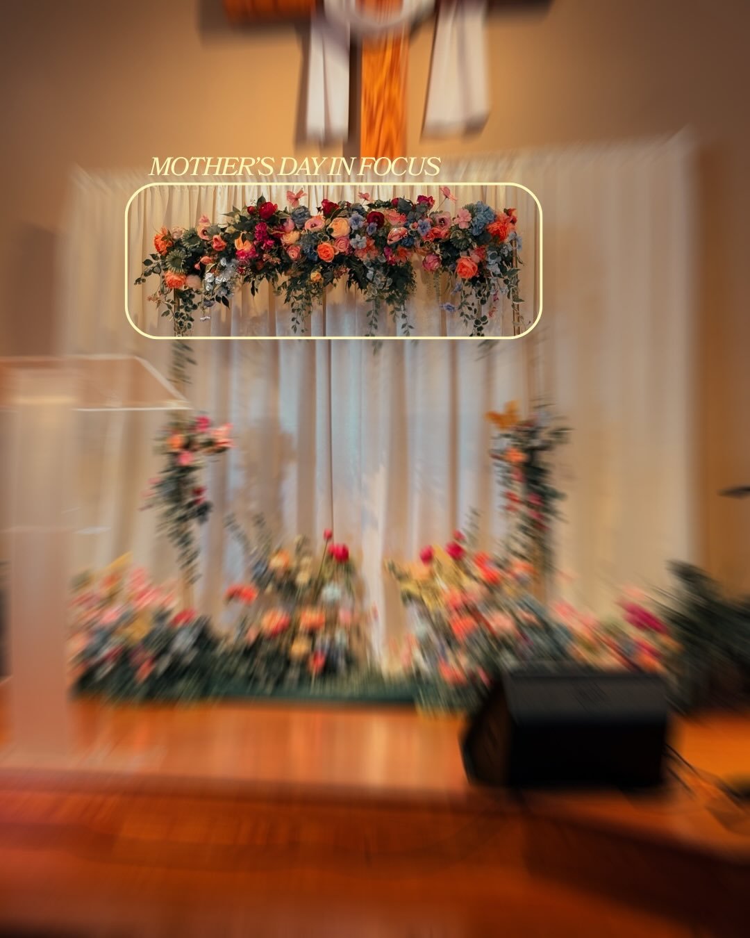 Take some time to focus on some of these moments captured at our Mothers Day service 🌷☀️

T&oacute;mese un tiempo para concentrarse en algunos de estos momentos capturados en nuestro servicio del D&iacute;a de las Madres 🌷☀️