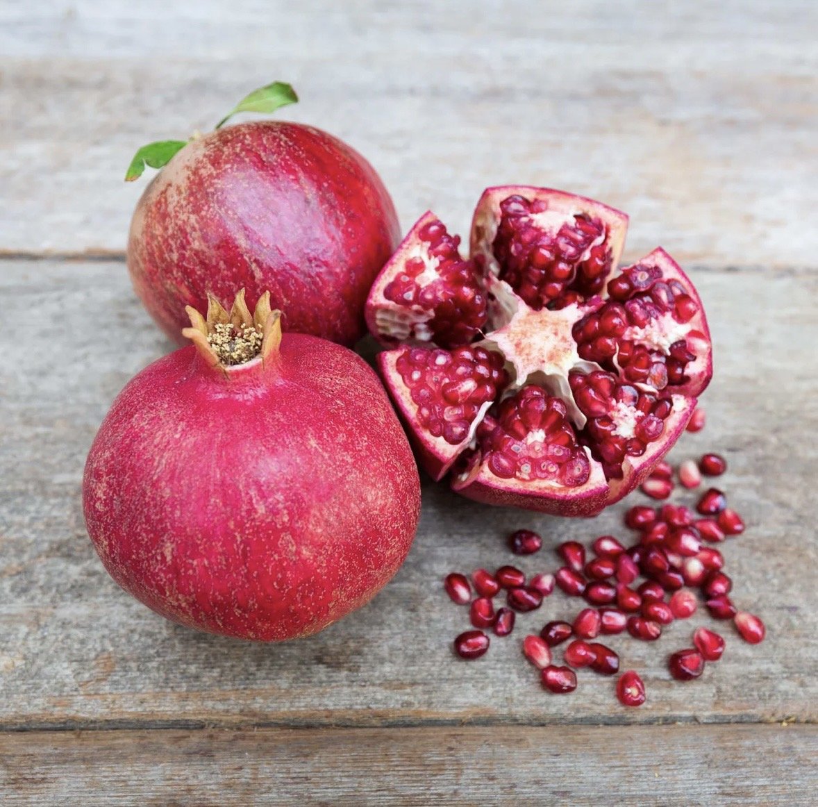 Pommegranate open fruit.jpg