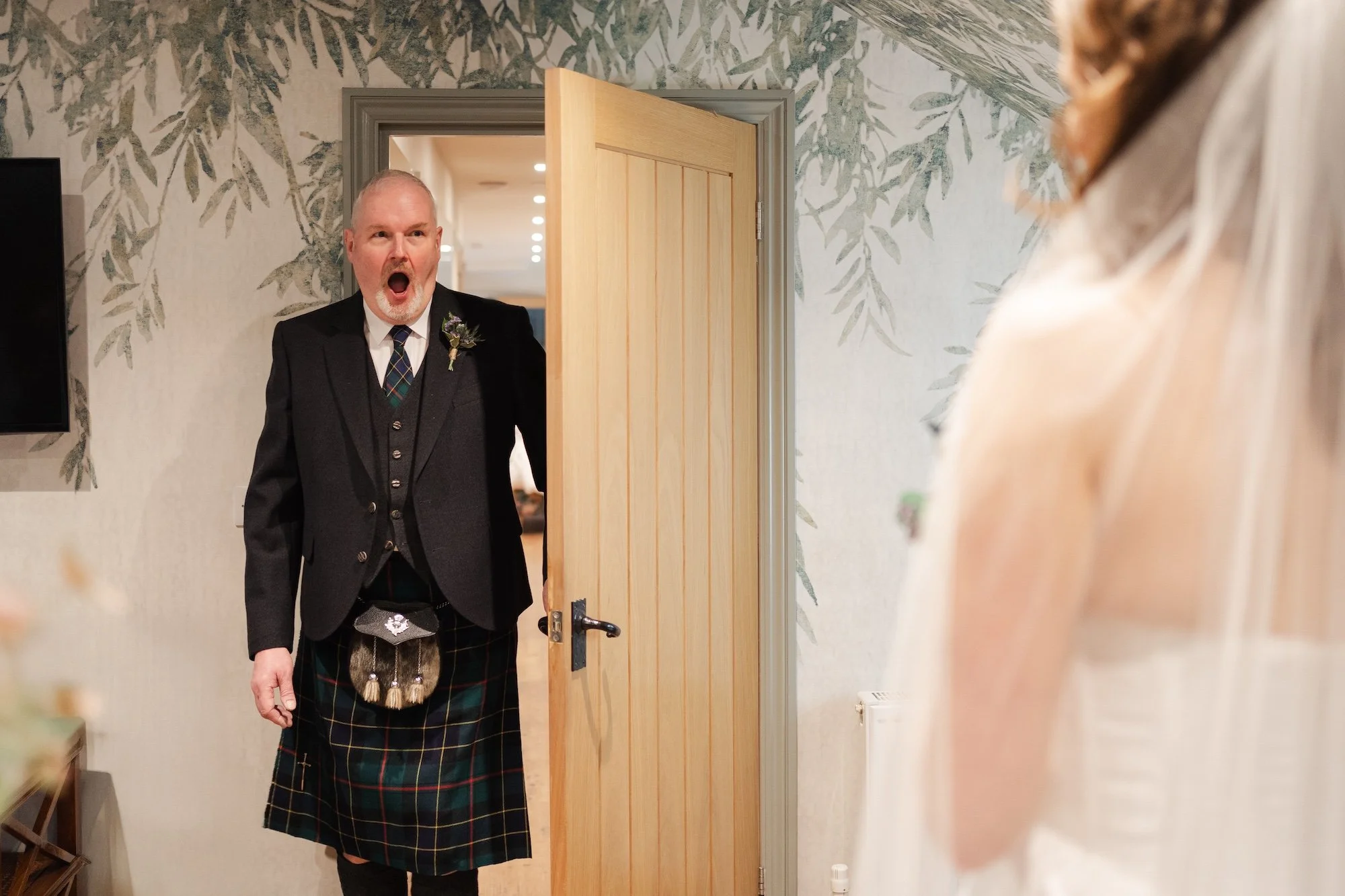 Doxford-barns-wedding-photographer 26.jpg