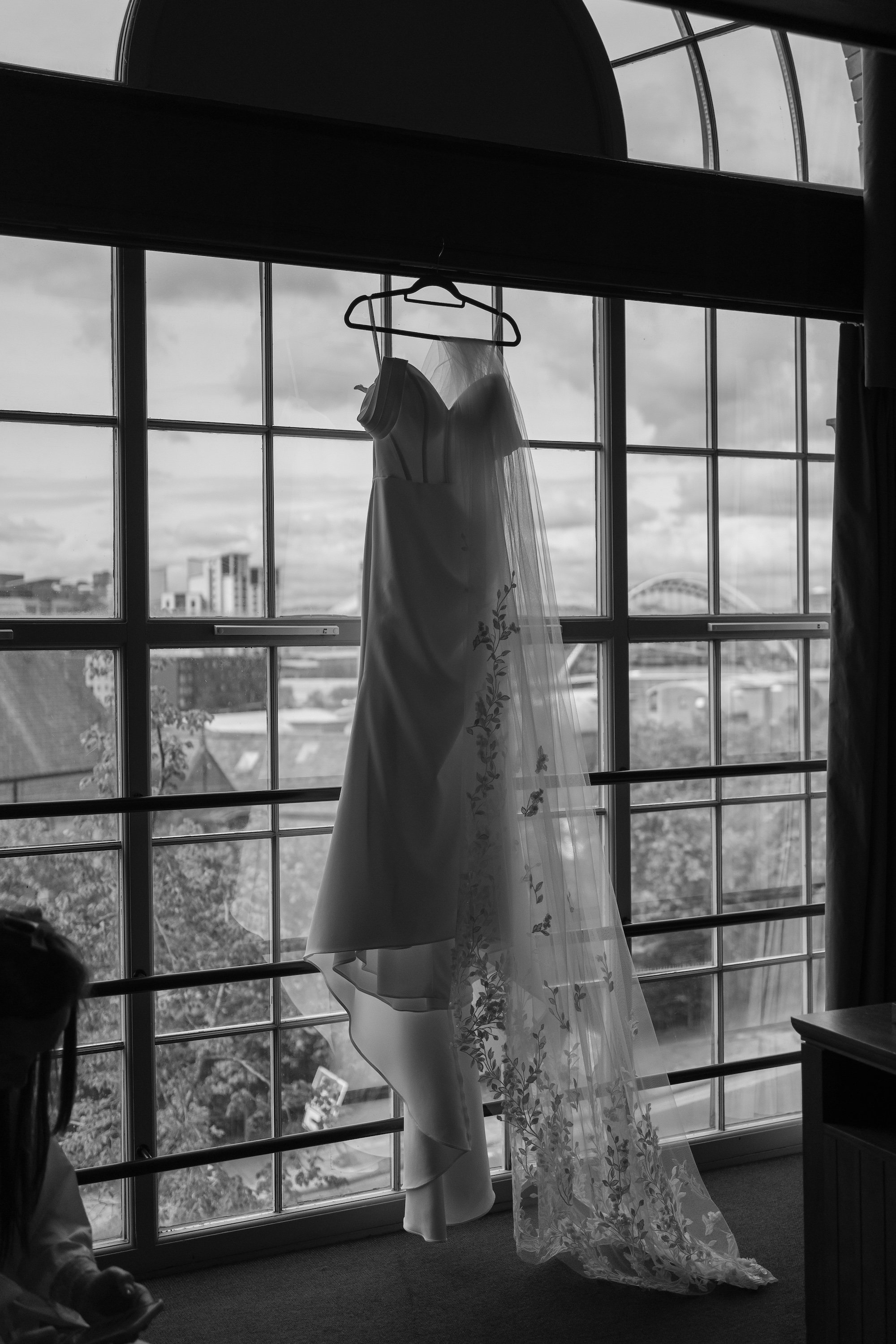 Lorna & Dan - The Secret Tower - Laura Eddolls Photography -42.jpg