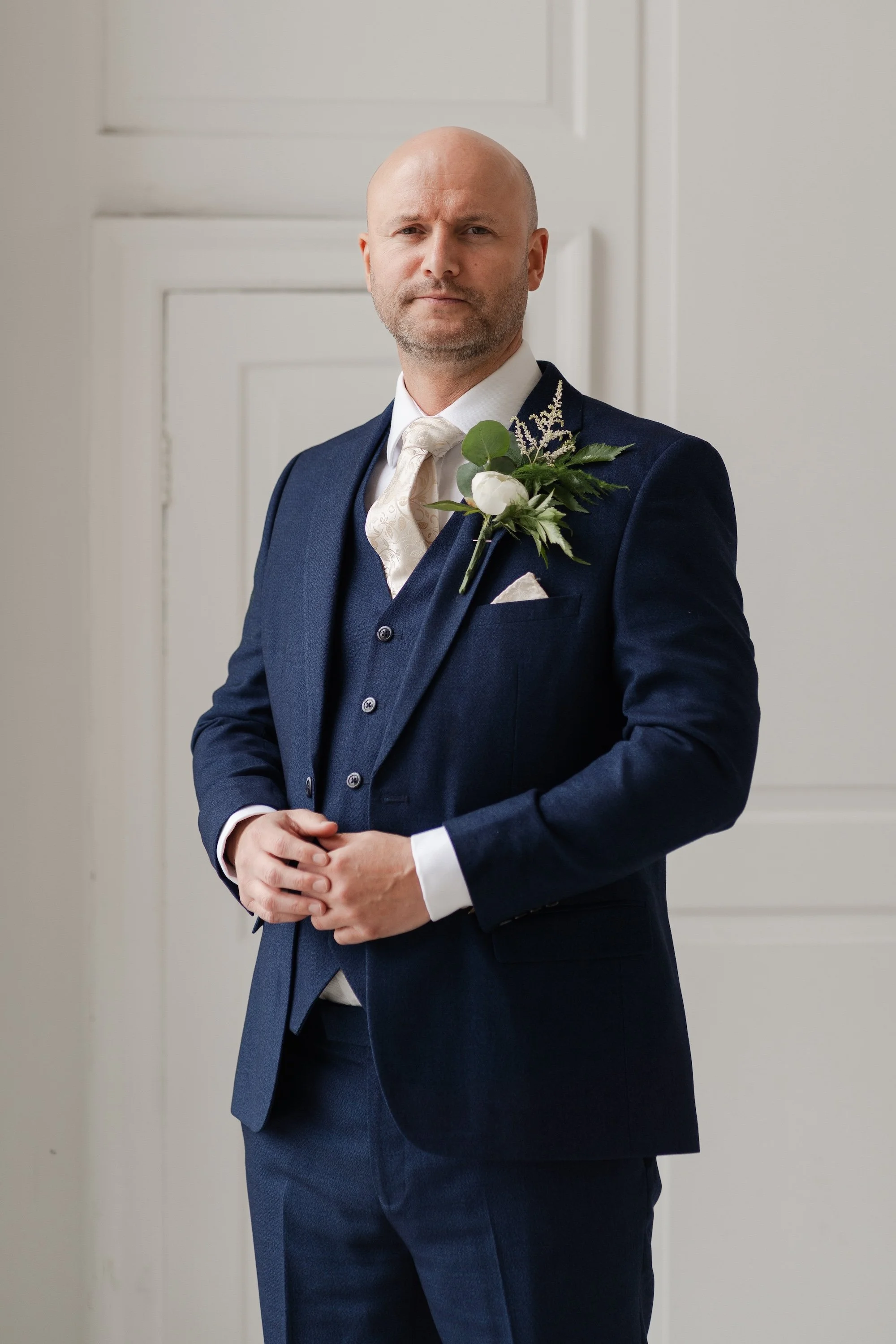 Lorna & Dan - The Secret Tower - Laura Eddolls Photography -126.jpg