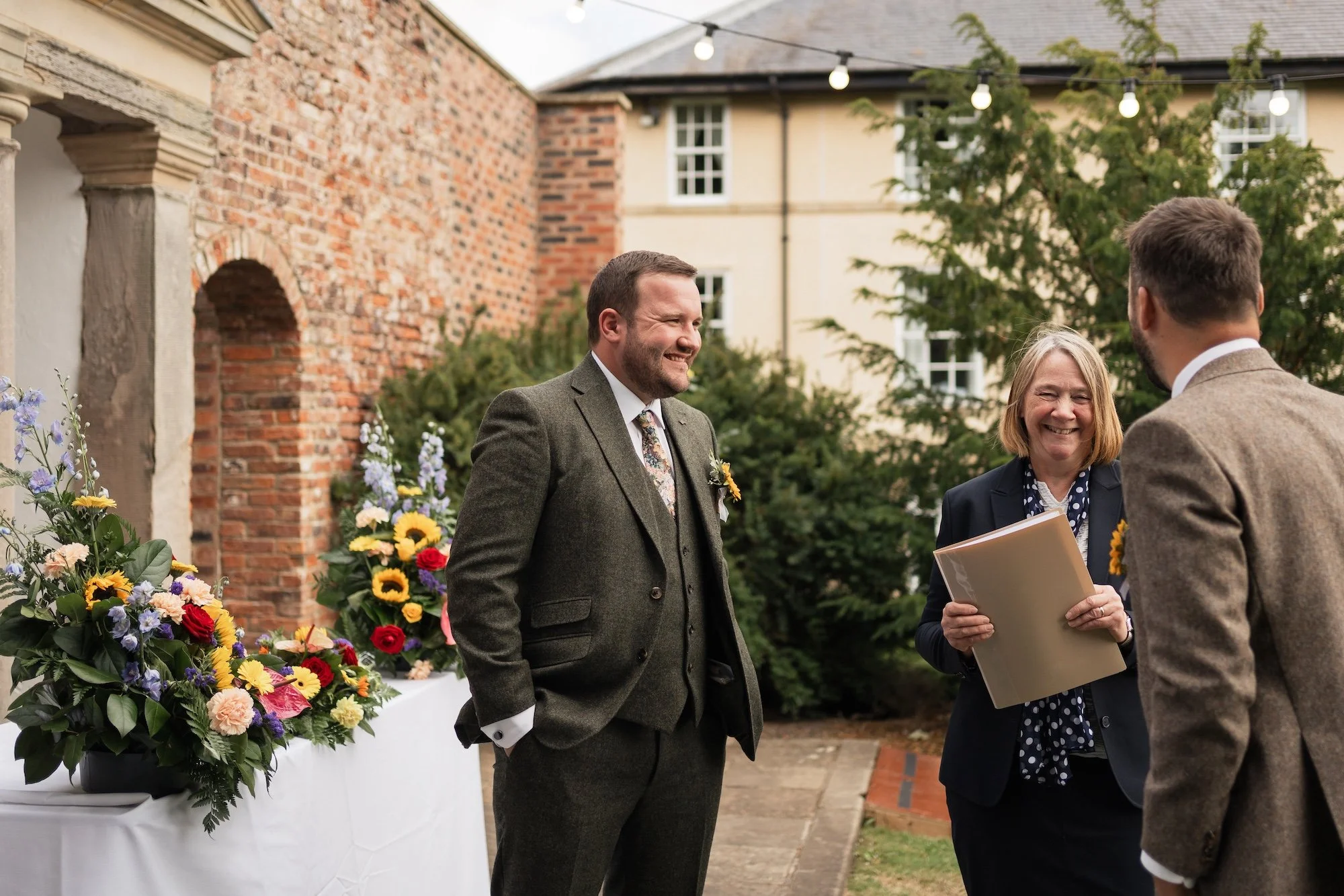 Isabella & Chris - Hardwick Hall - Laura Eddolls Photography -76.jpg