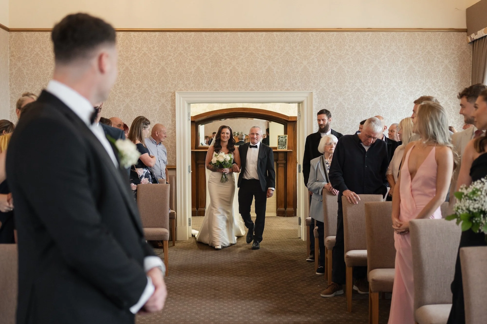 Lauren & Craig - Crusoes - Laura Eddolls Photography -71.jpg