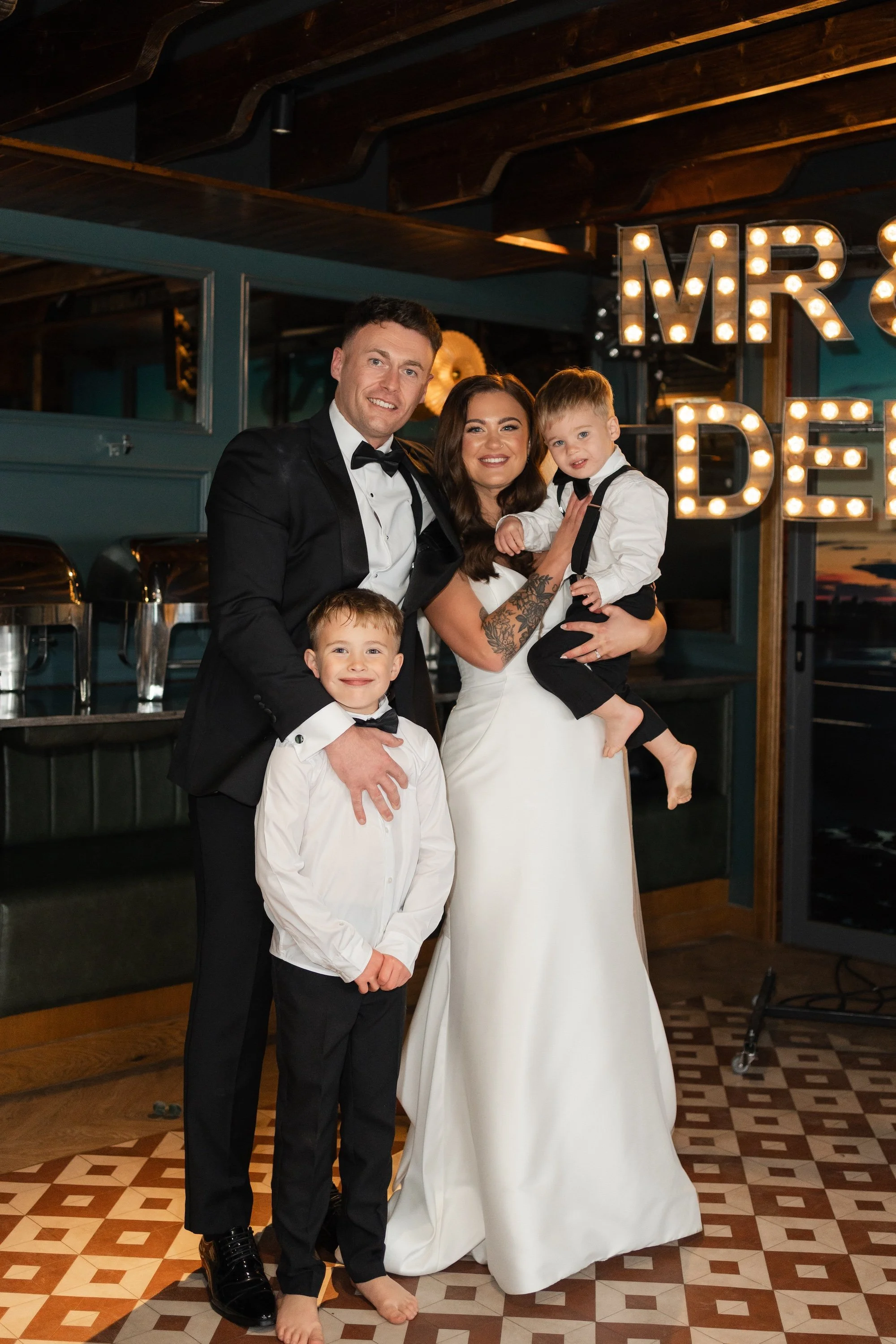 Lauren & Craig - Crusoes - Laura Eddolls Photography -414.jpg