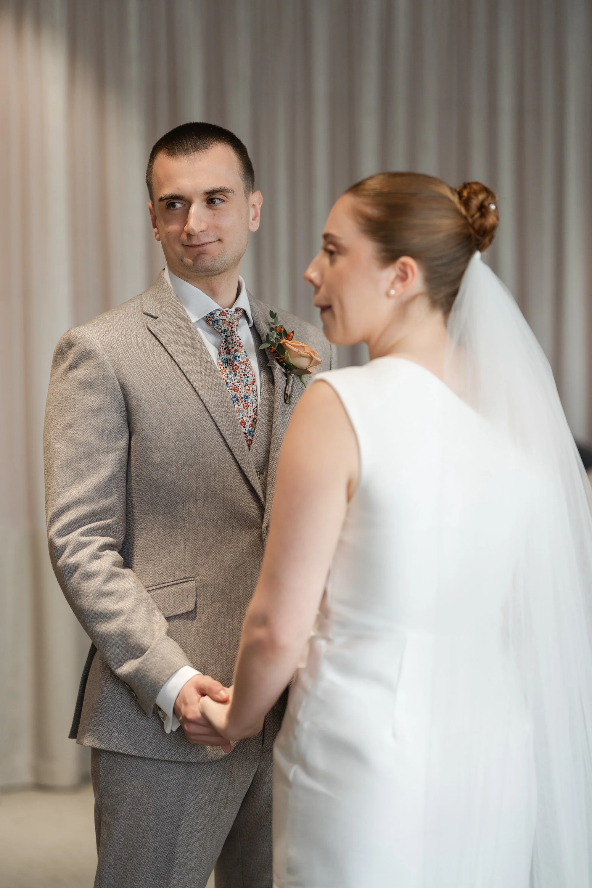 Beth & Carter - Full Circle Brewery - Laura Eddolls Photography -182.jpg