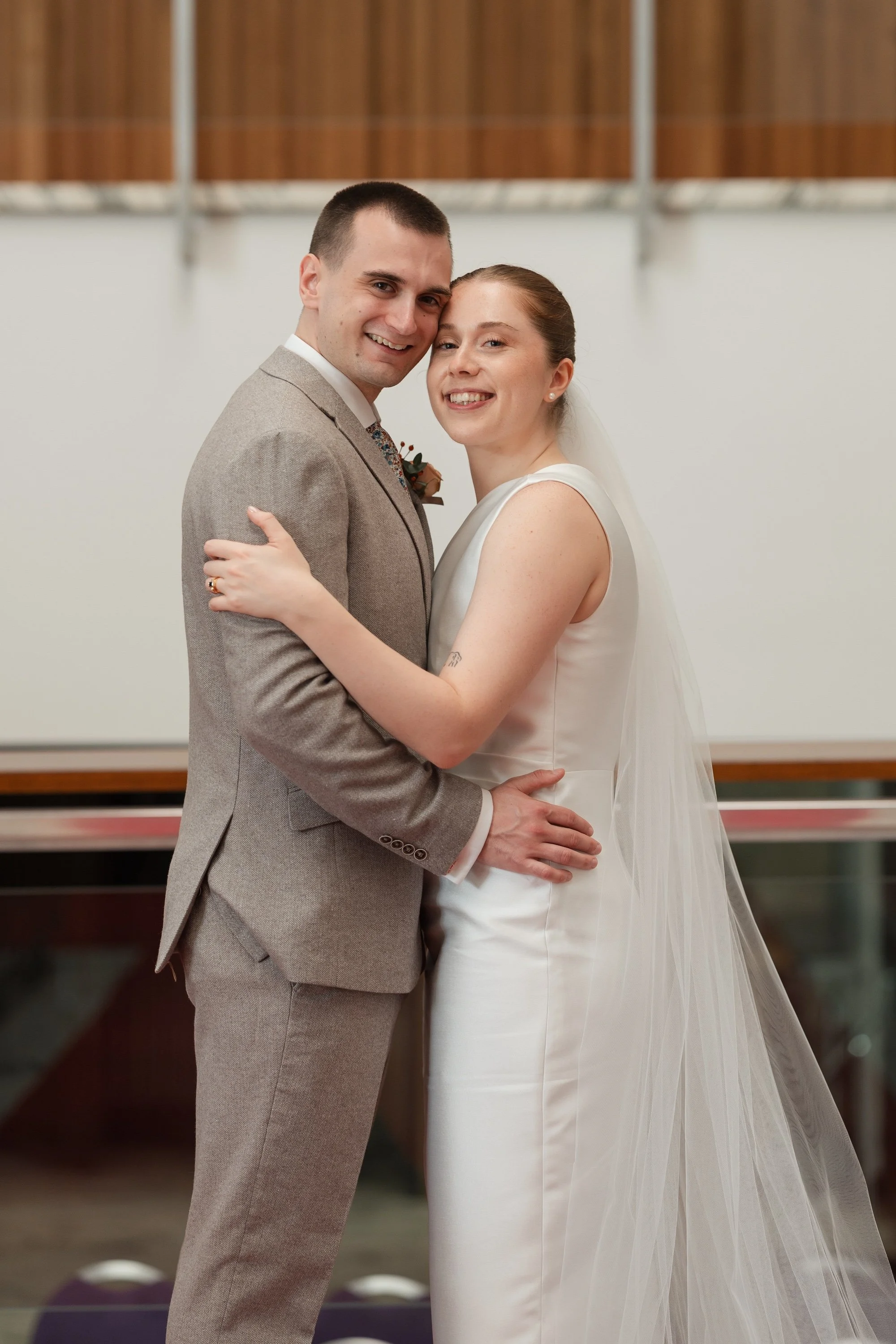 Beth & Carter - Full Circle Brewery - Laura Eddolls Photography -346.jpg