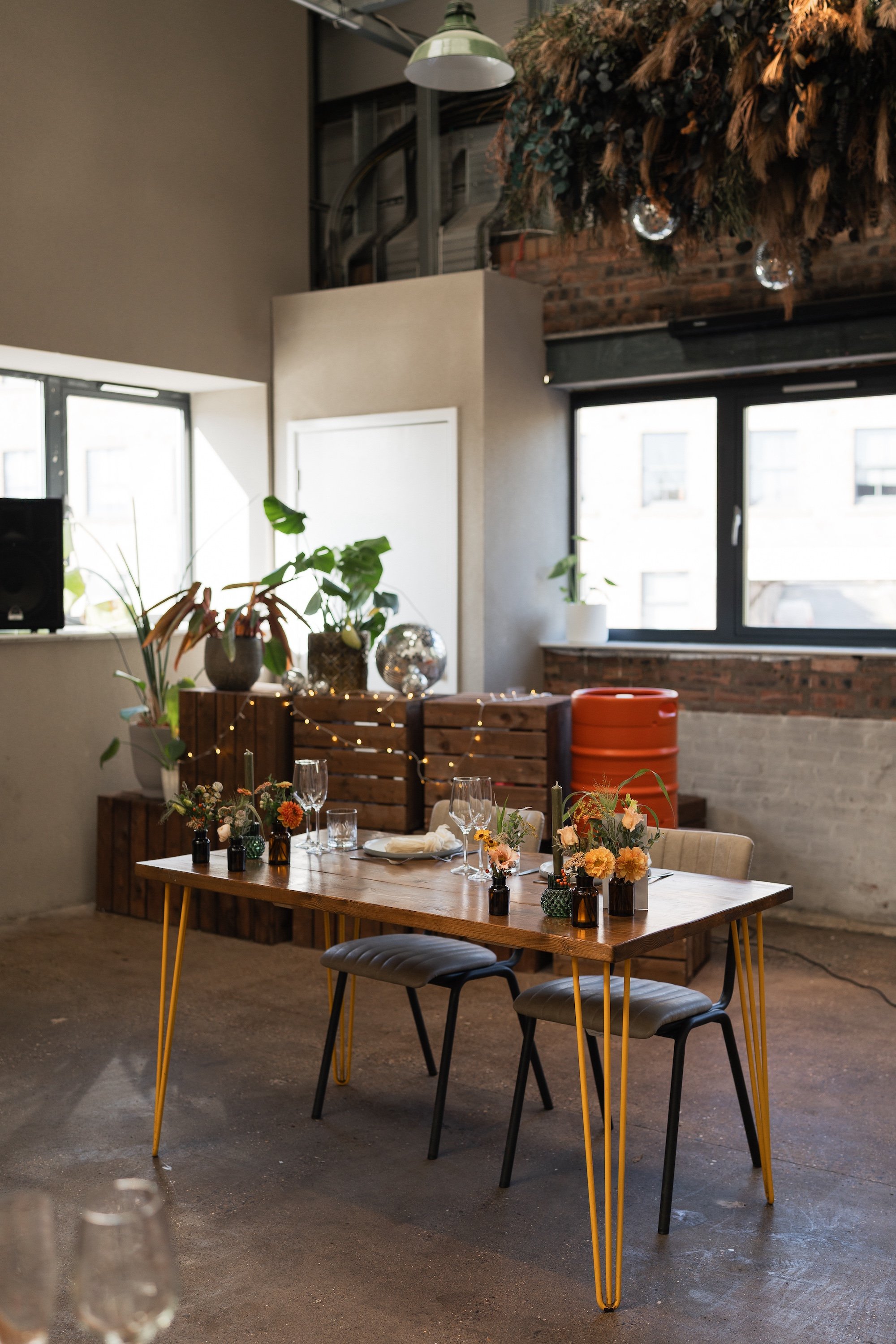 Beth & Carter - Full Circle Brewery - Laura Eddolls Photography -394.jpg