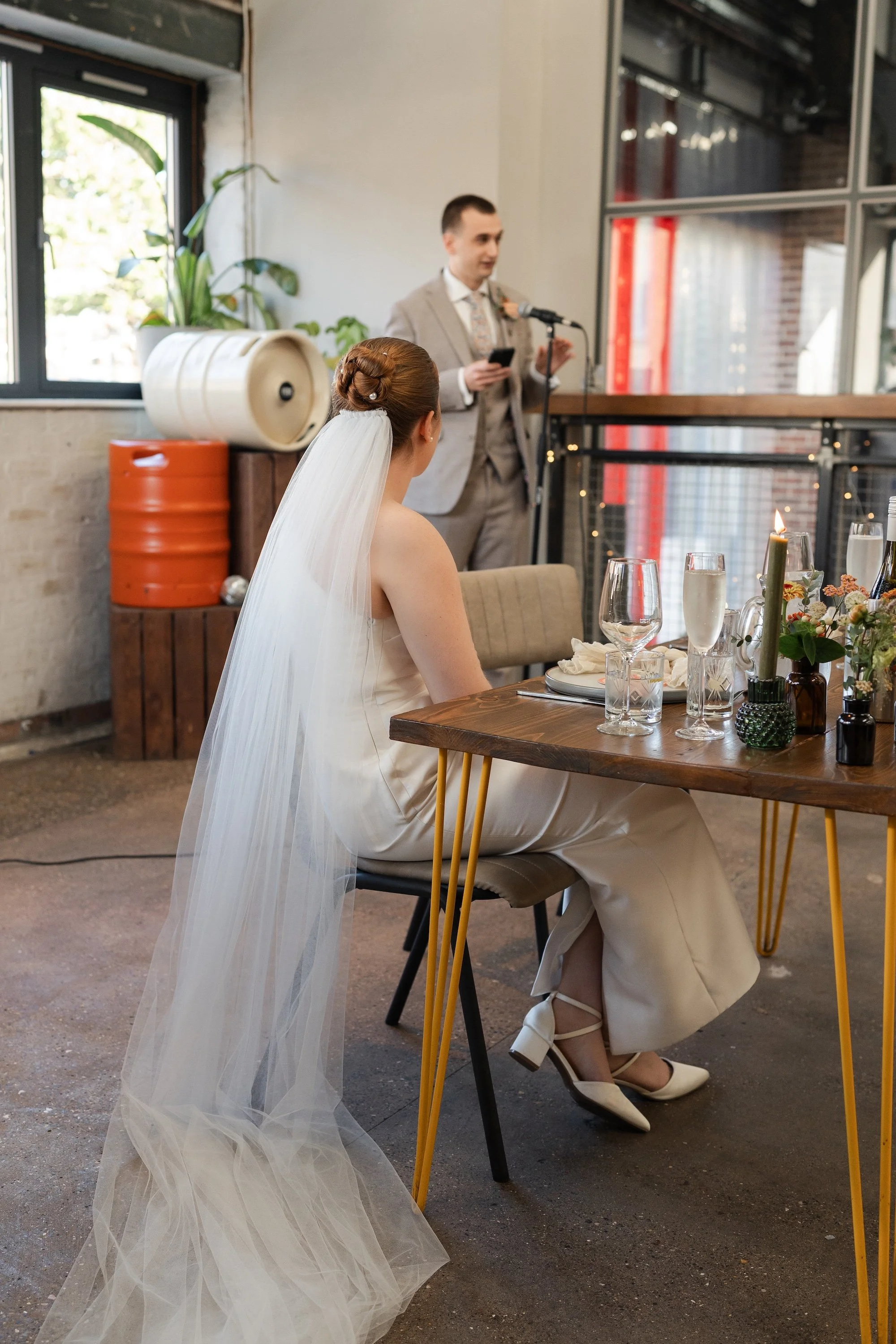 Beth & Carter - Full Circle Brewery - Laura Eddolls Photography -500.jpg