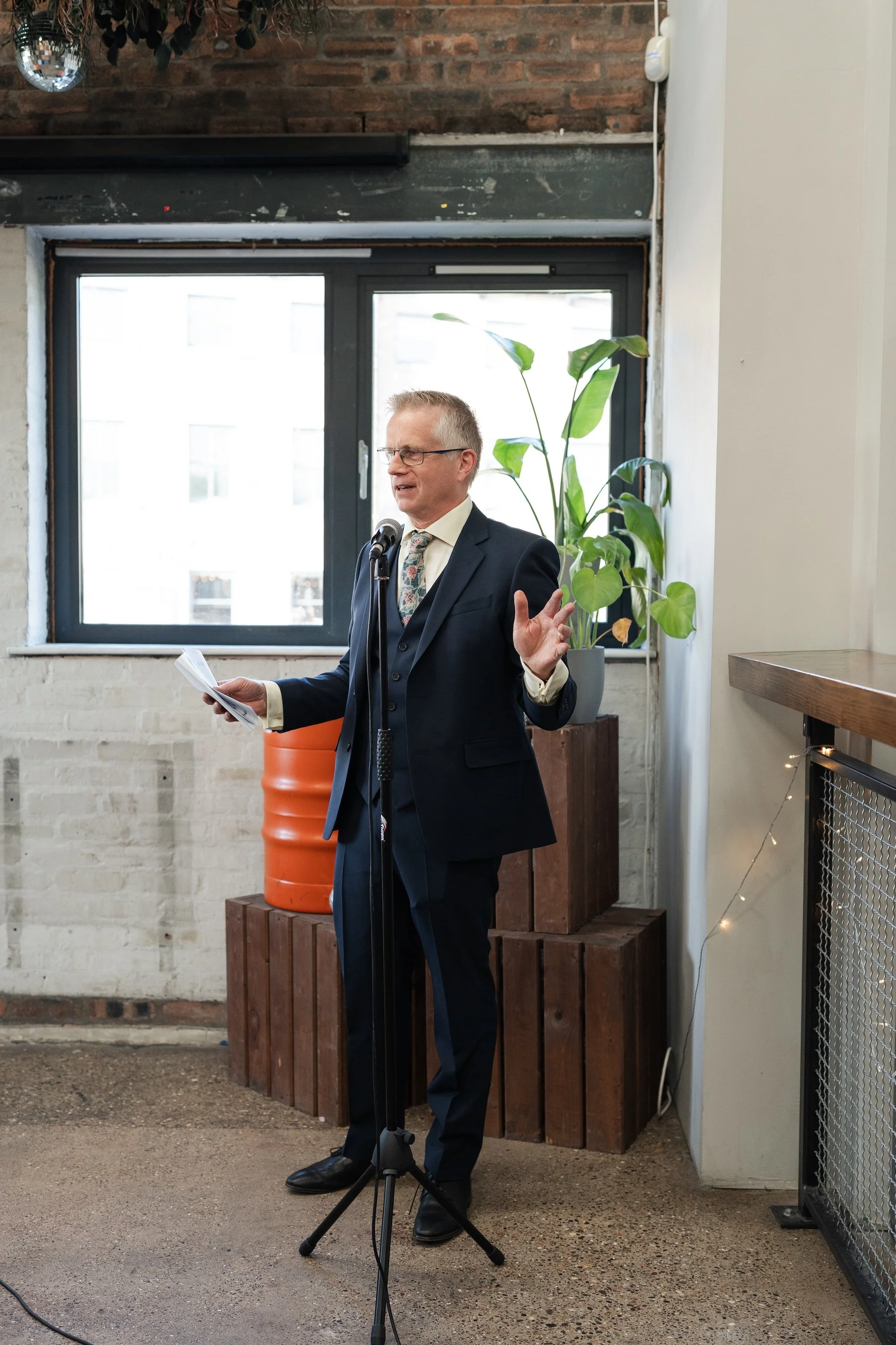 Beth & Carter - Full Circle Brewery - Laura Eddolls Photography -526.jpg