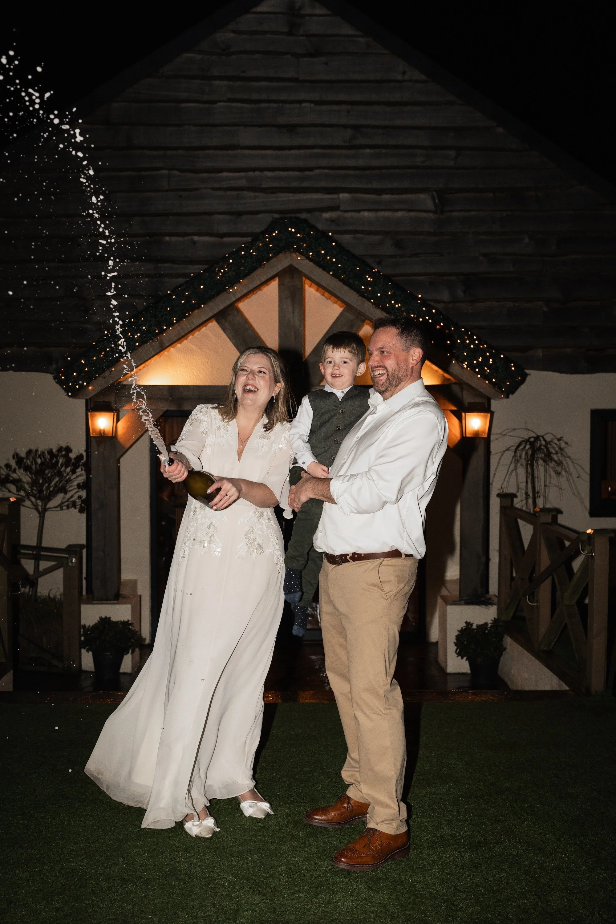 Gemma & Paul - The Willows at The Woodmans Arms - Laura Eddolls Photography-557.jpg