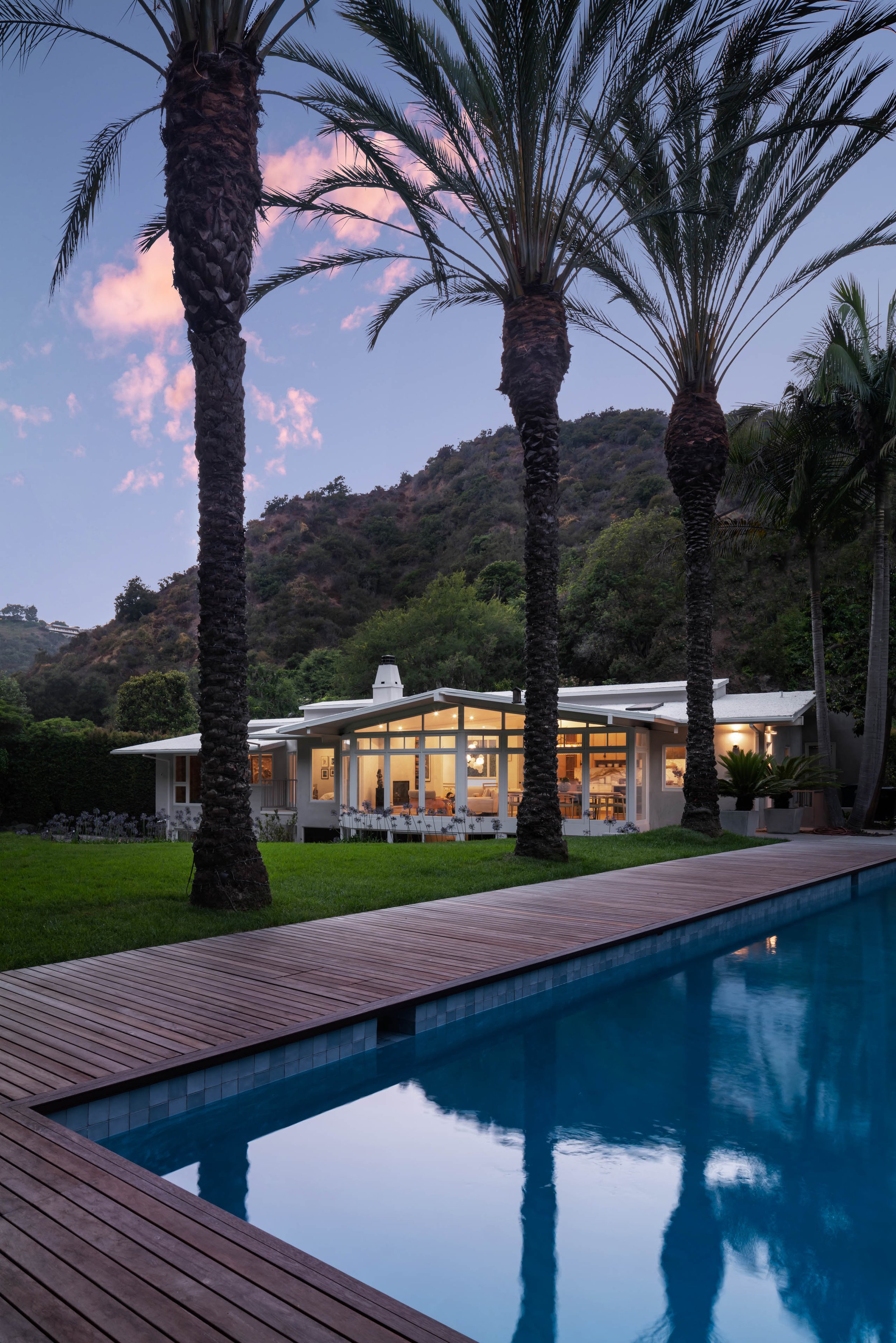 photographed for: Handwerk Studio/ Bel - Air, CA / 2023