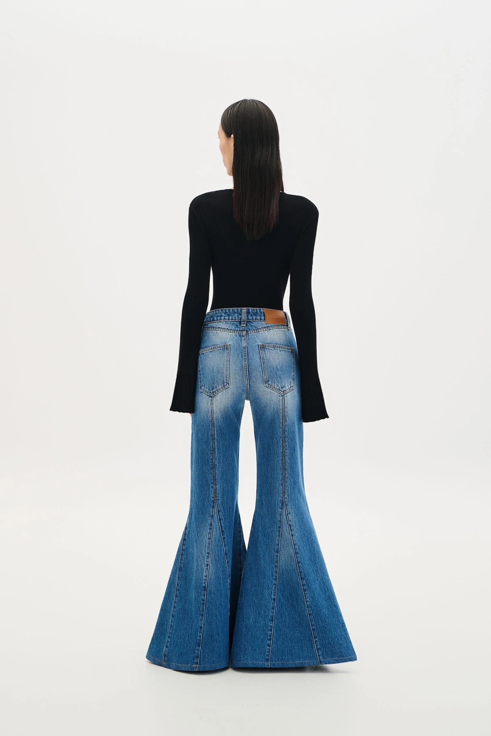W6THBL0070-BLOUSE-W6TNDT0040DENIM-TROUSER1-scaled.jpg