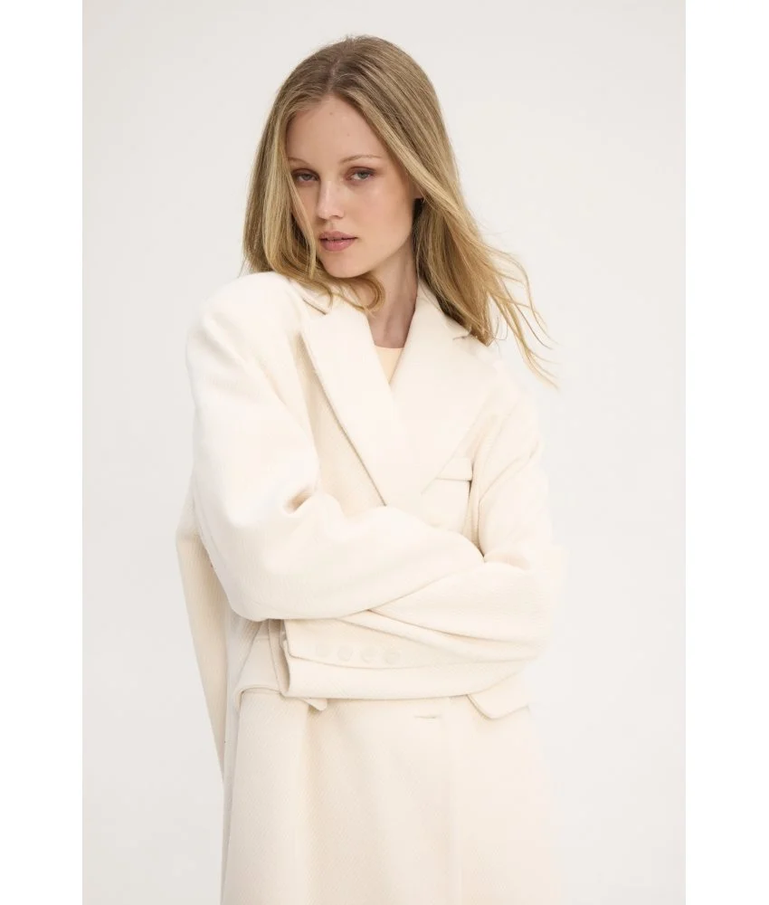 nora-coat (1).jpg