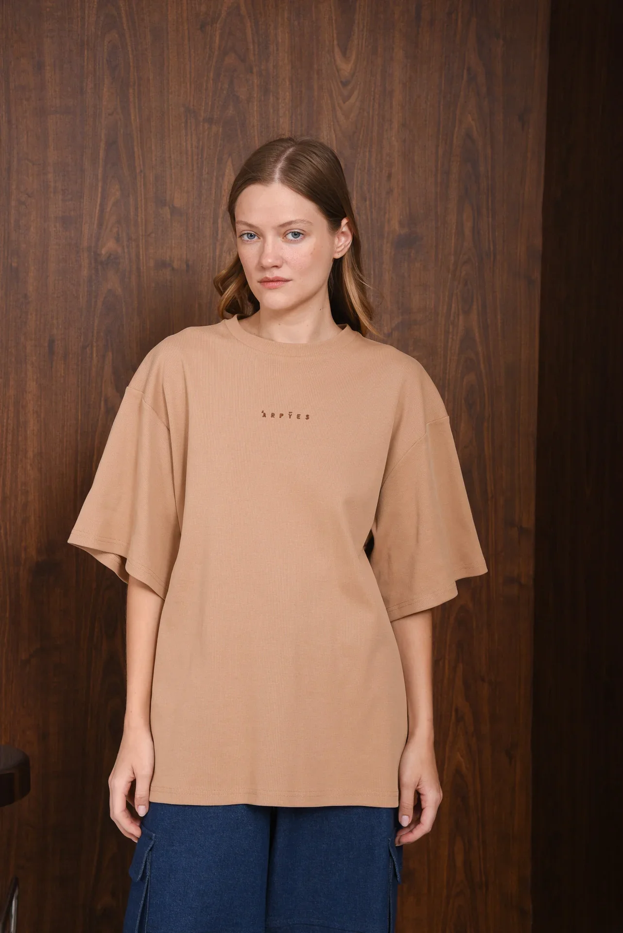 ARPYES UNTOUCH OVERSIZED T-SHIRT BEIGE