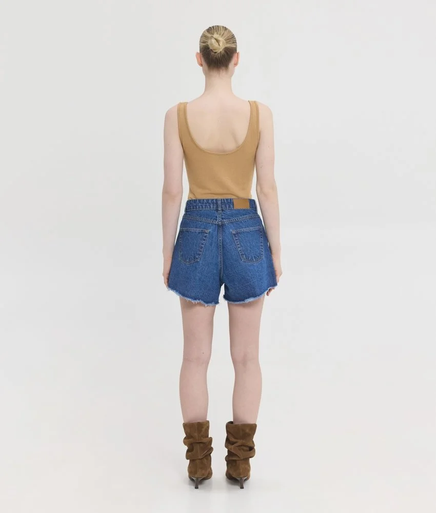 alexa-shorts (3).jpg