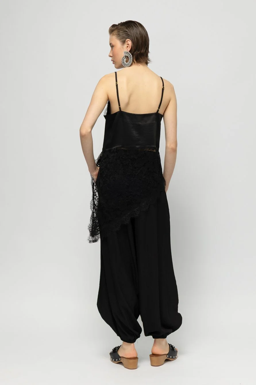 Bora-Black-Top-Mallory-The-Label-4.jpg
