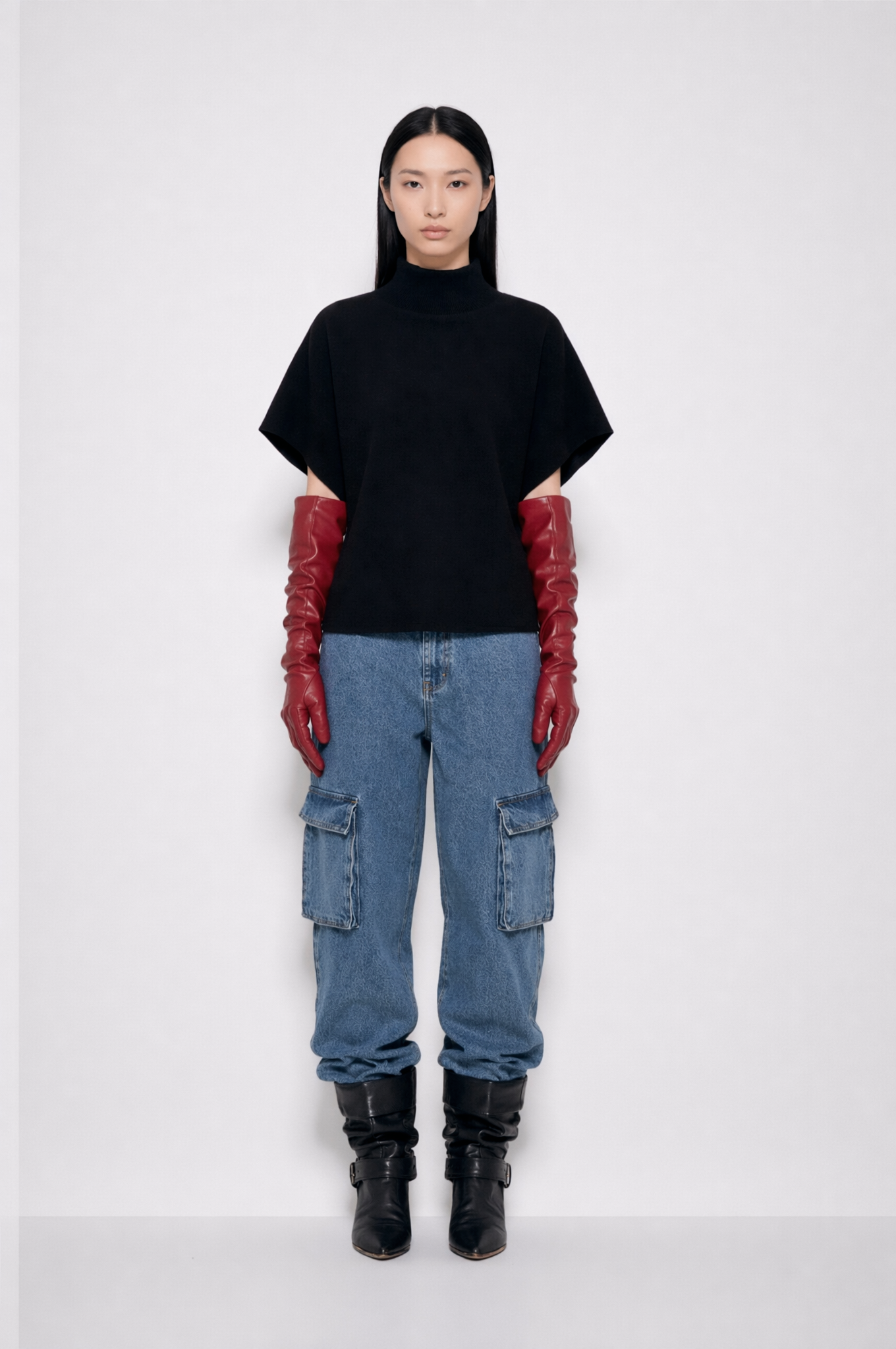 DOVE-BLK-KNIT-TOP.png