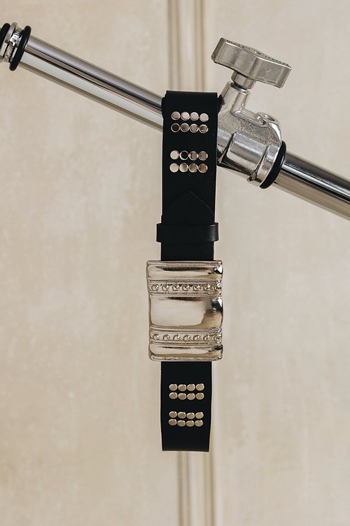 "Out of touch" leather belt