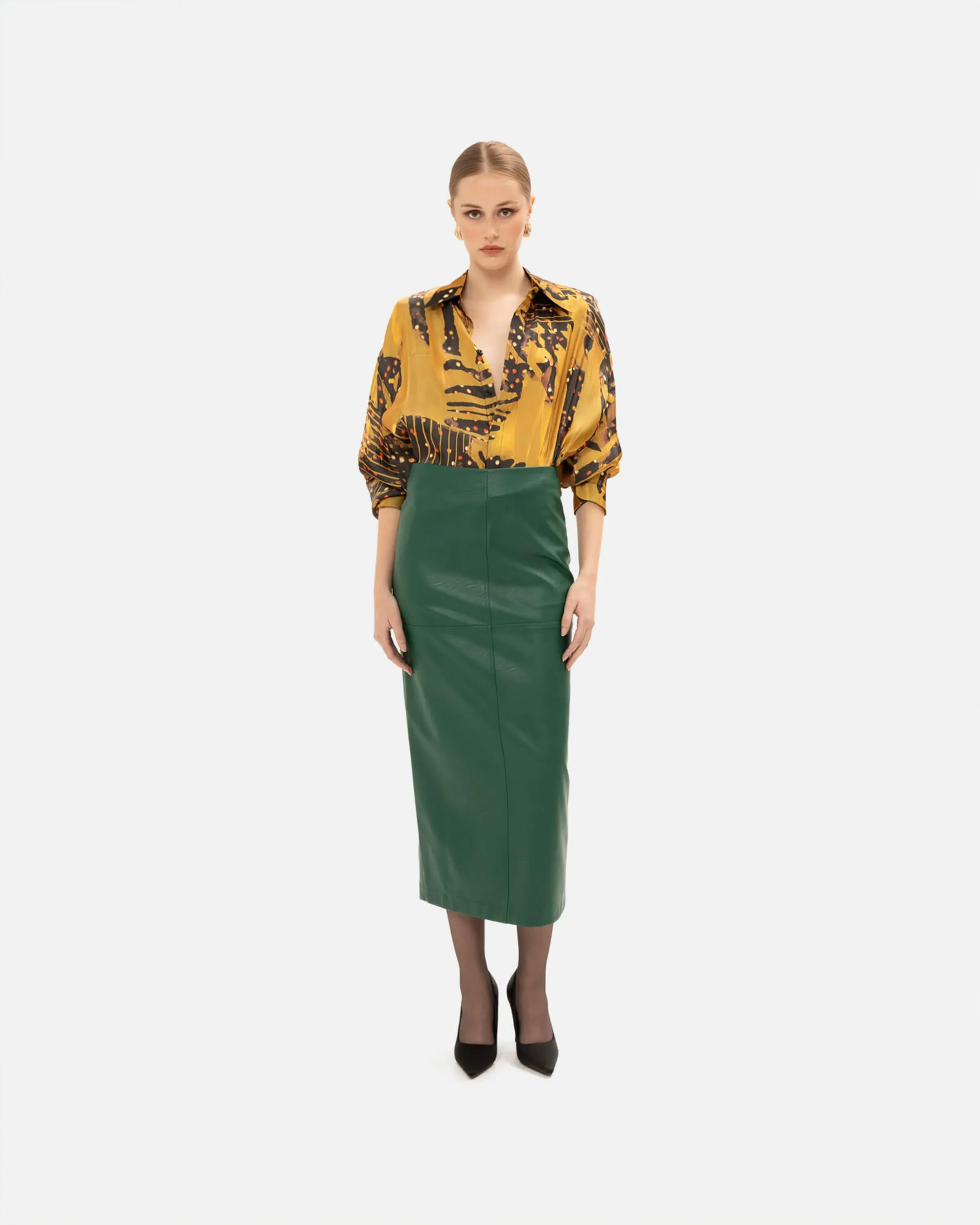 0016931_alpine-green-faux-leather-skirt_3960.webp