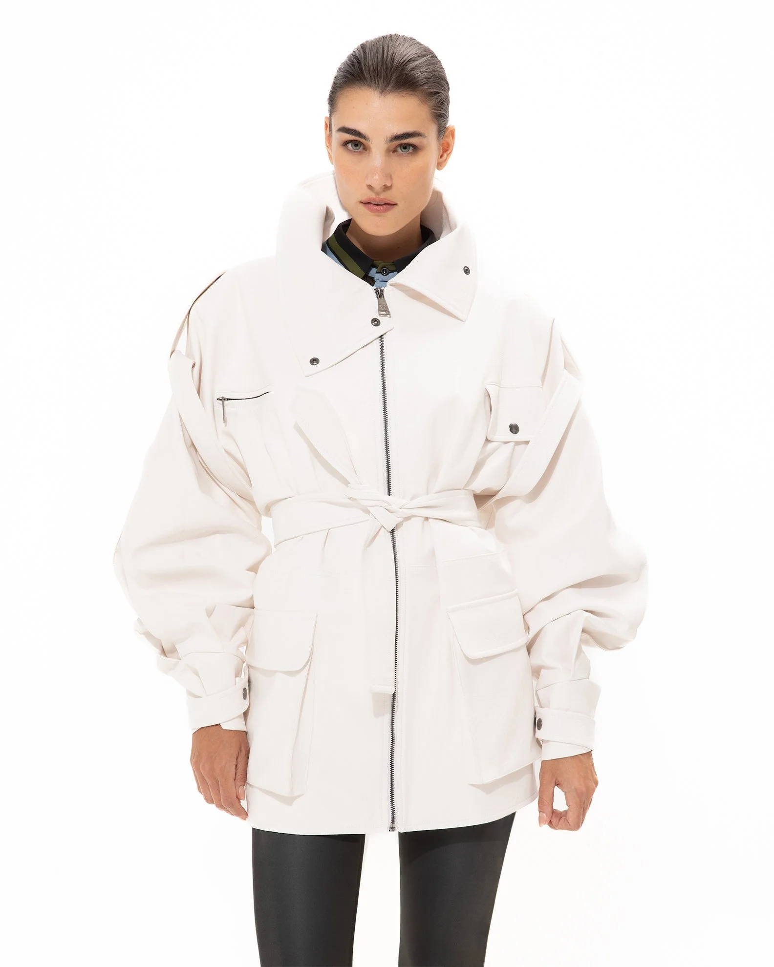 0016038_white-faux-leather-jacket_1980.jpg