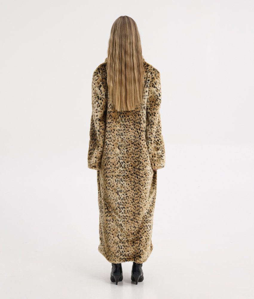 cassie-long-faux-fur (2).jpg