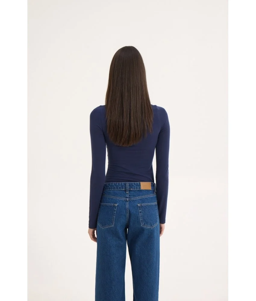 sarah-longsleeve-top (1).jpg