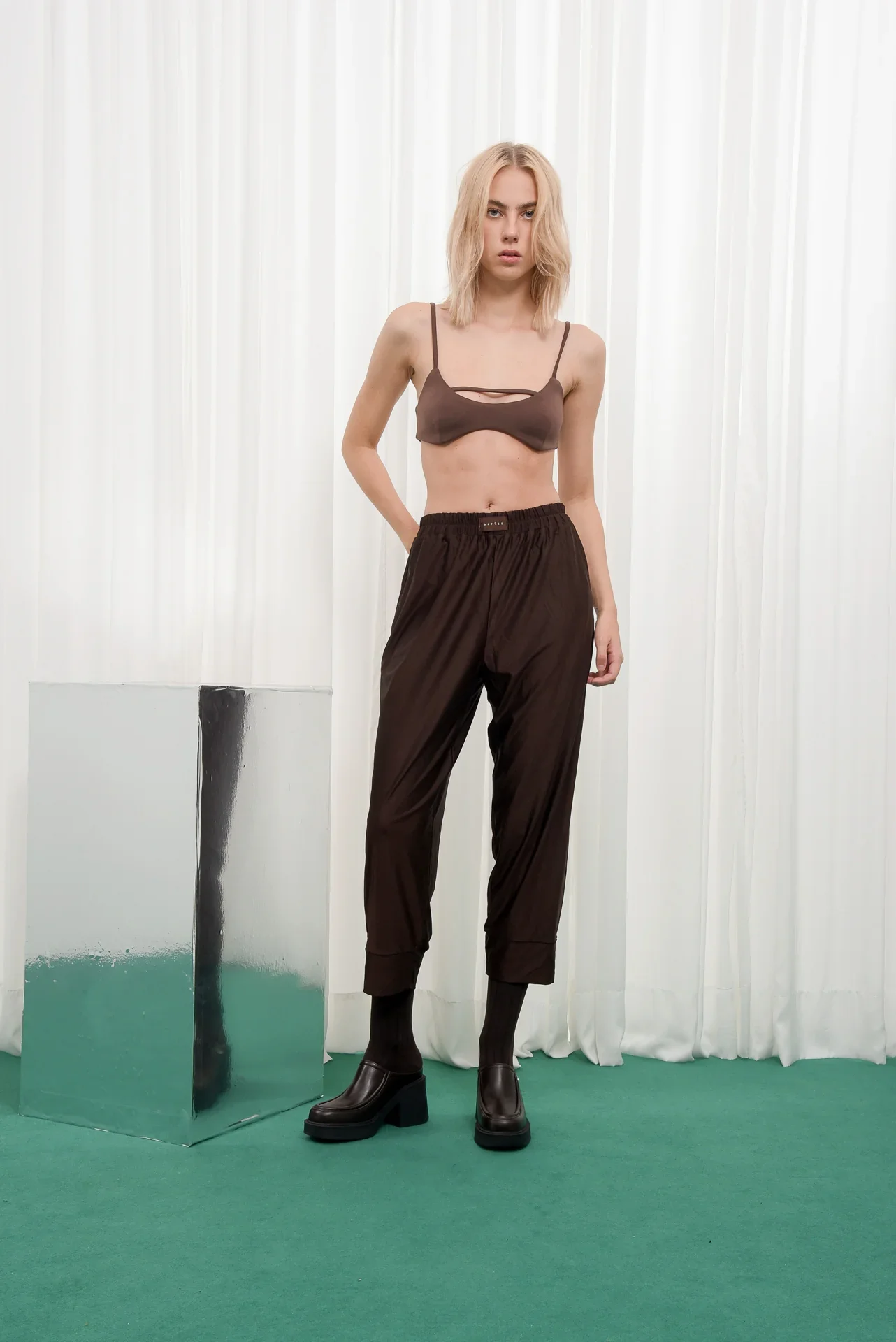 ARPYES PRIDE PANTS BROWN