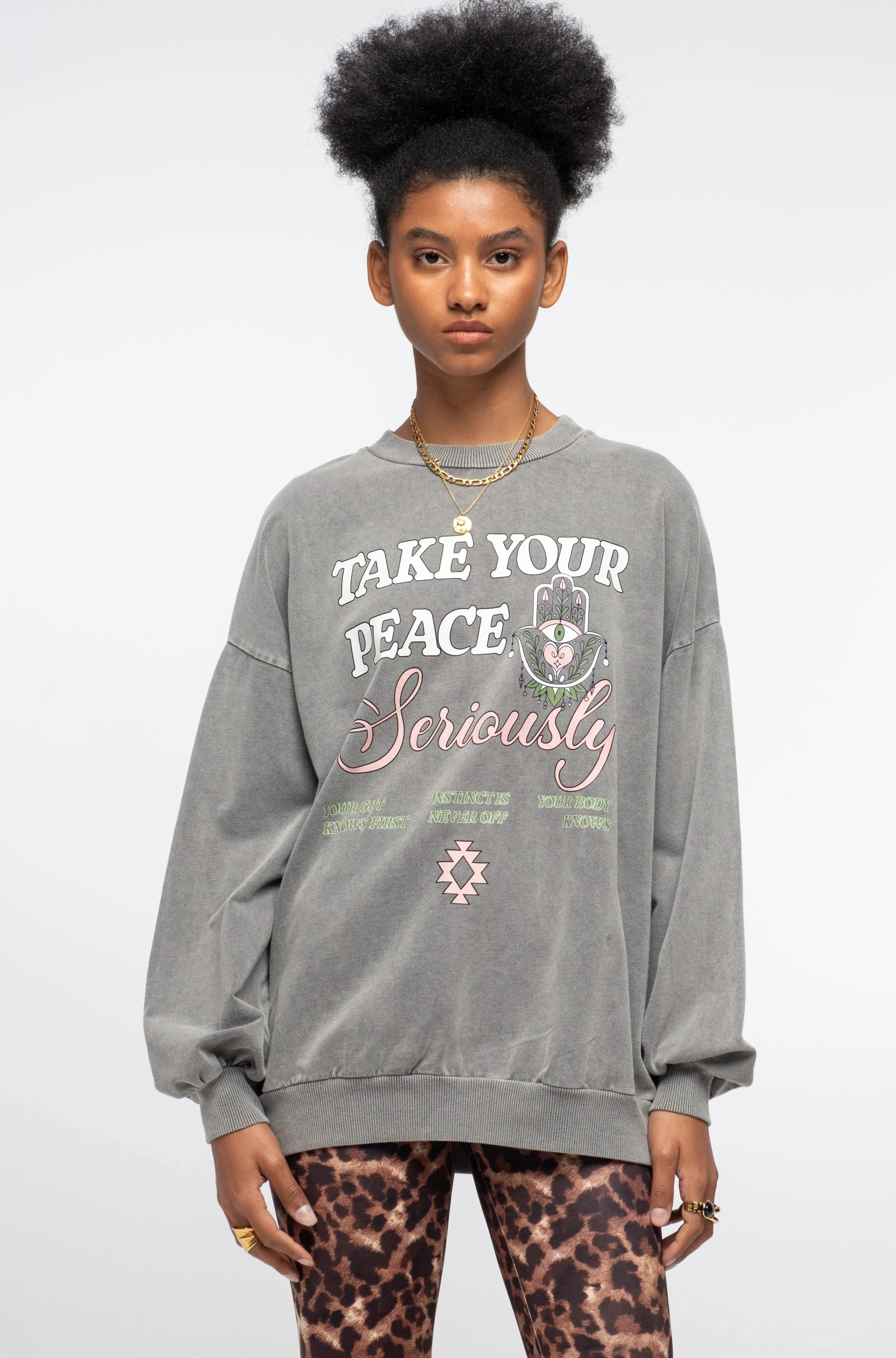 w25211_mindfulness_sweater_4_.webp
