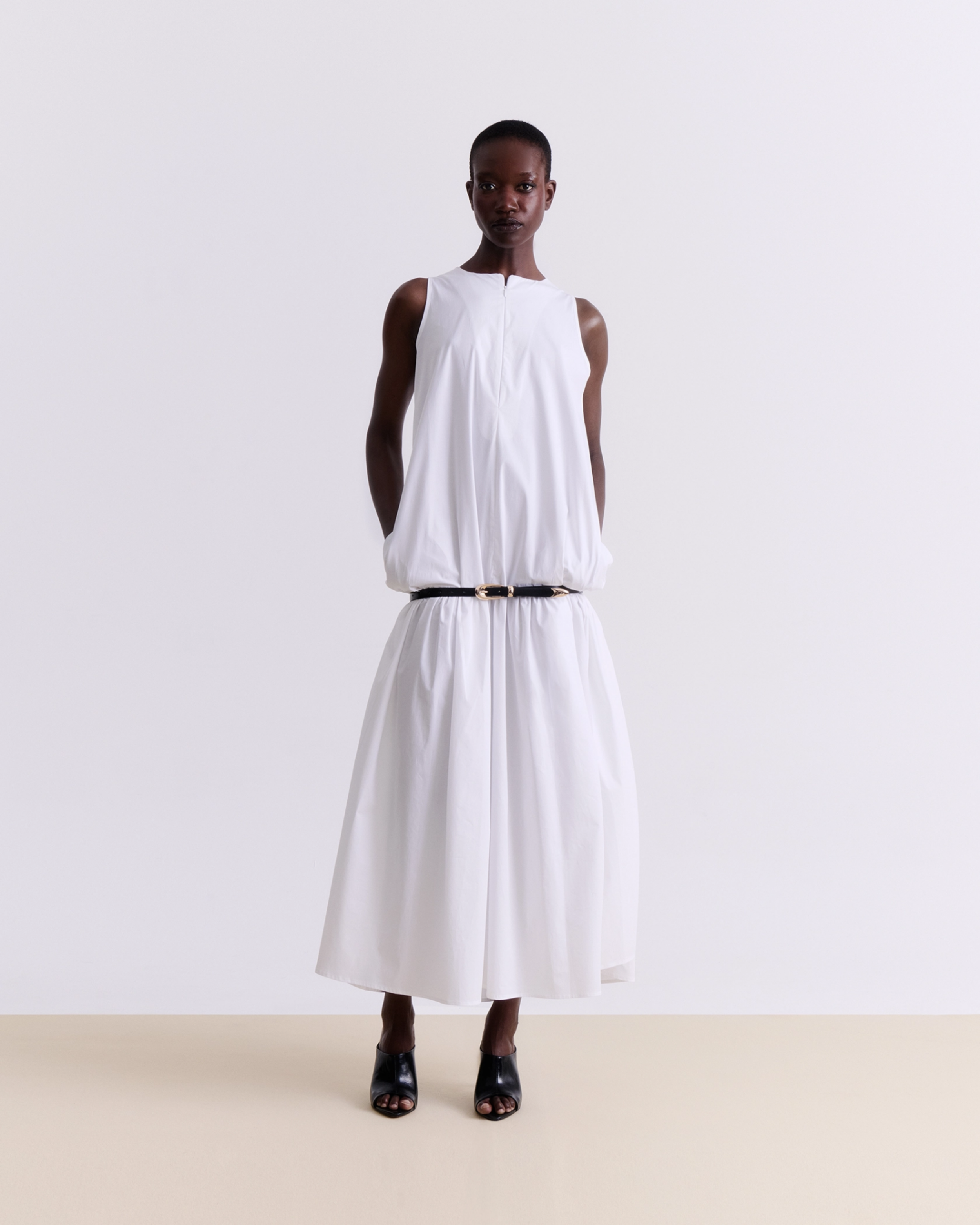 0018544_white-cotton-midi-dress_3960.webp