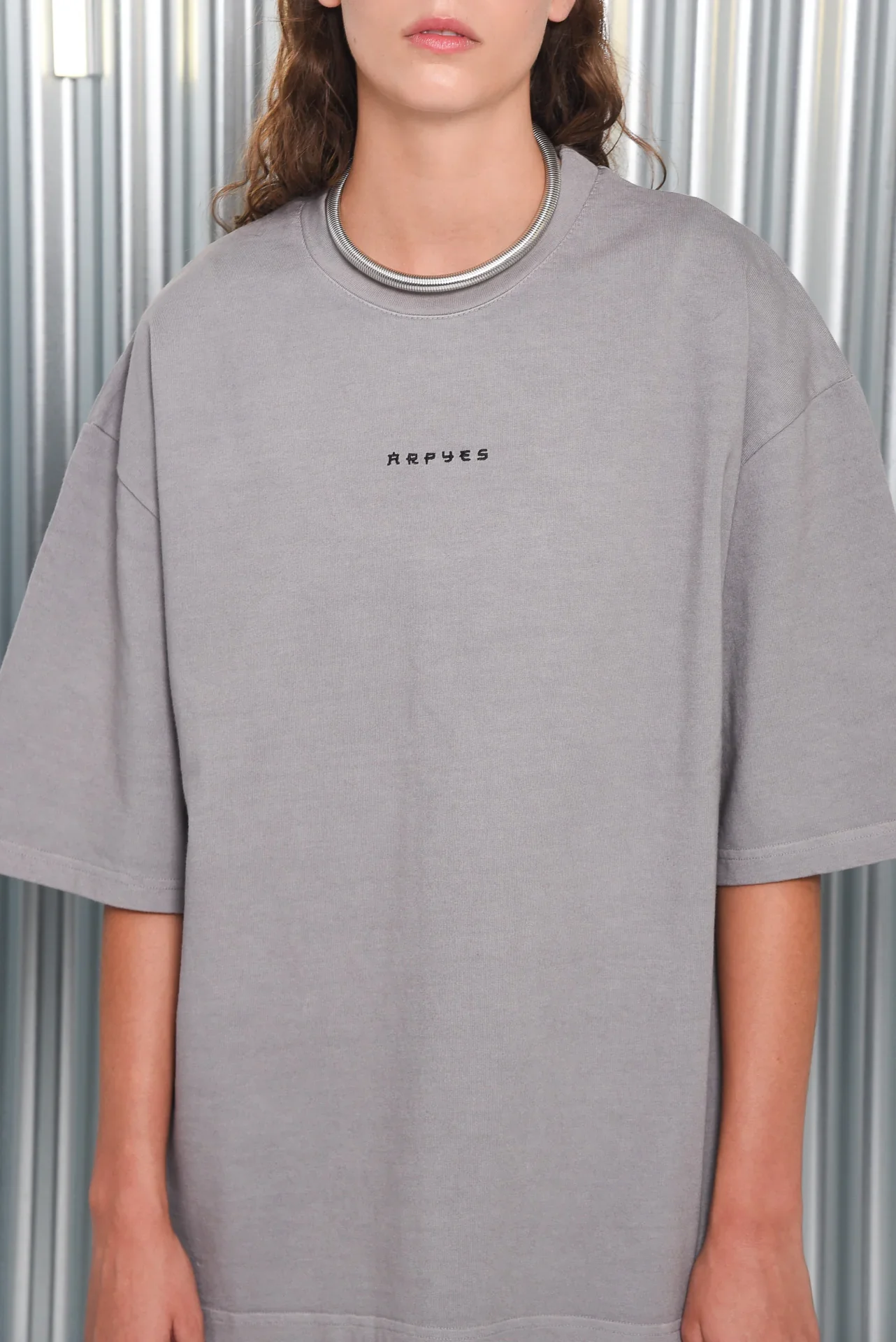 ARPYES TOKYO T-SHIRT GREY