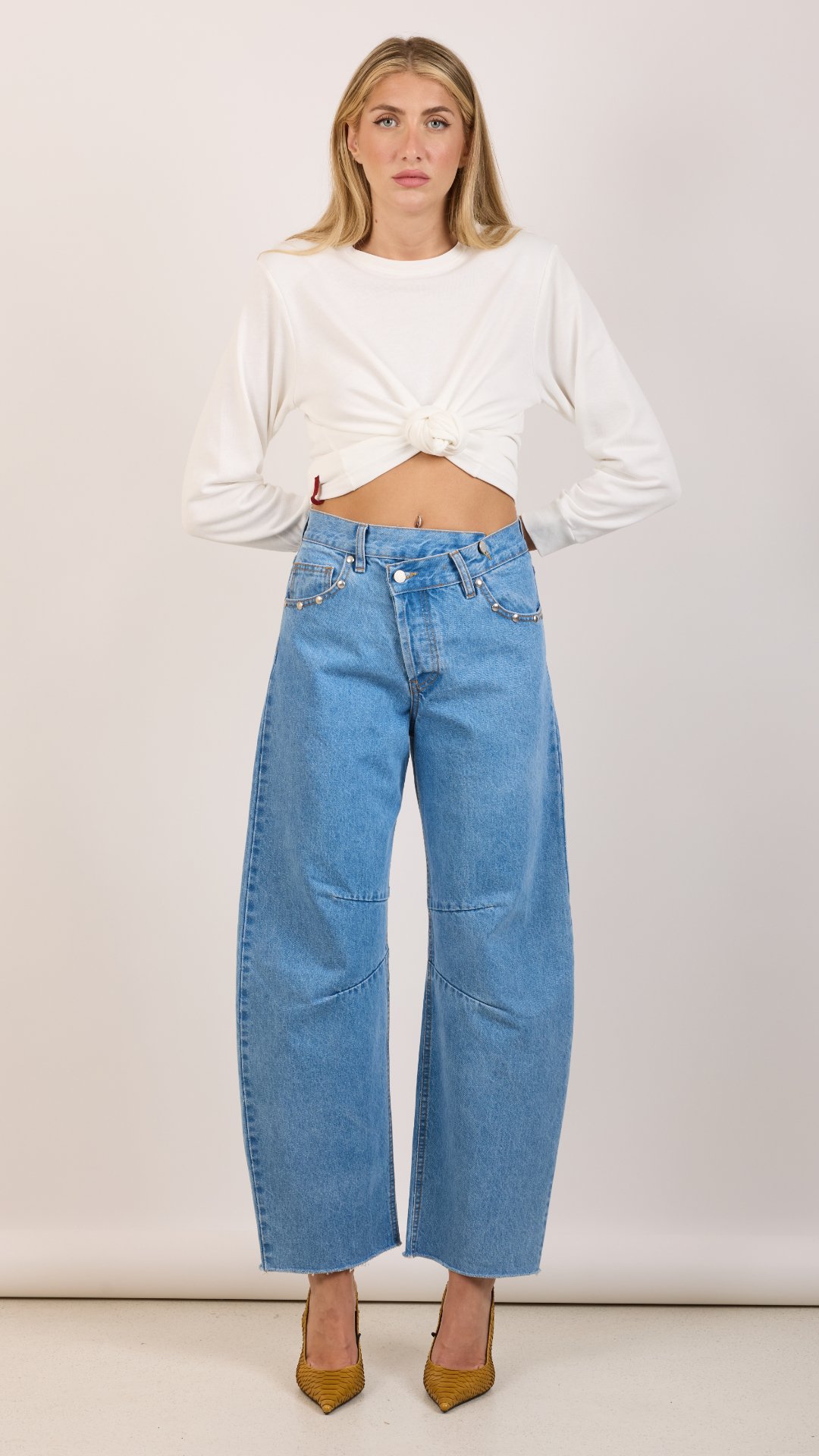 SALT & PEPPER STACY MEDIUM STUDDED