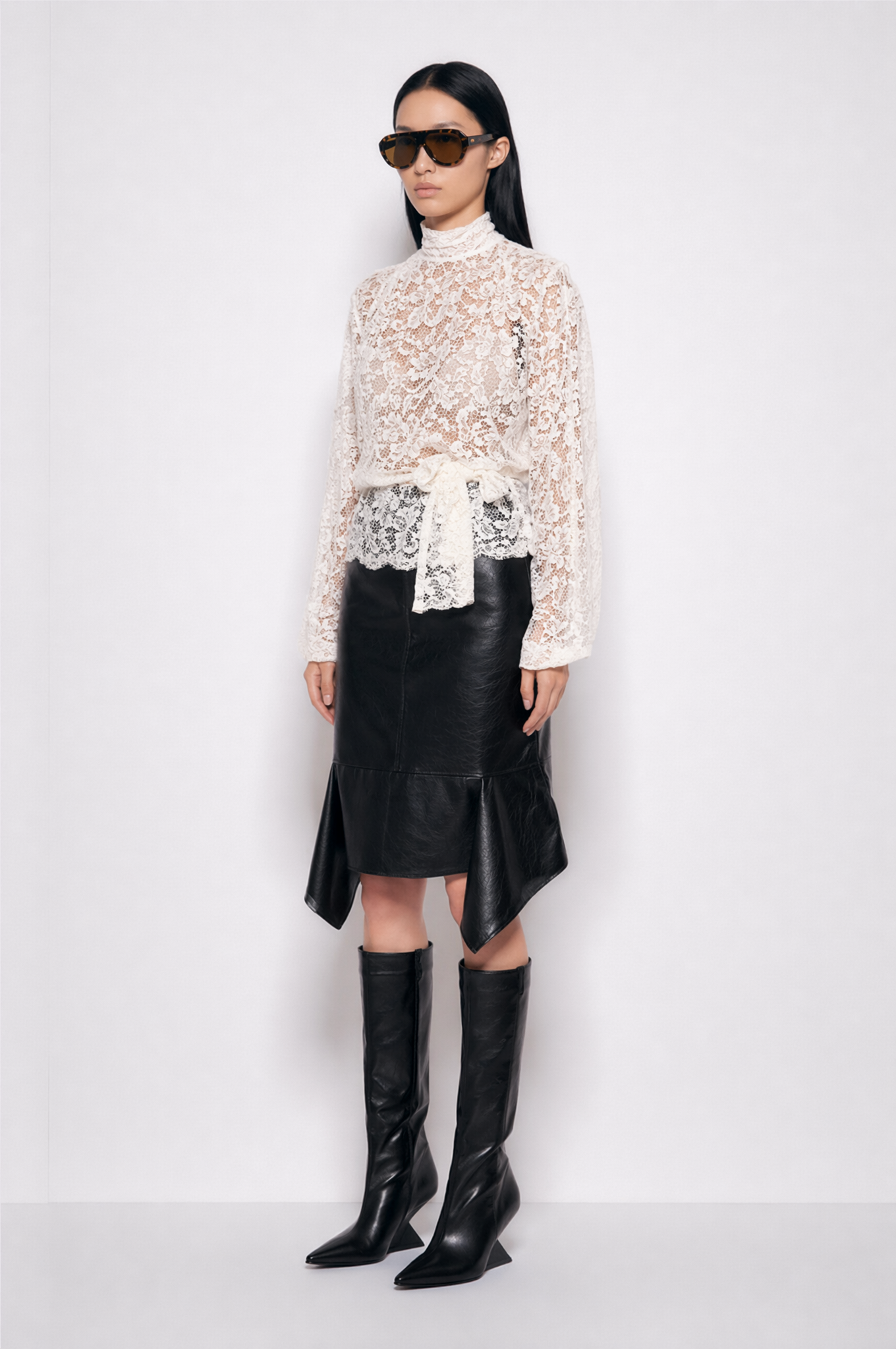 ROSETTE-WHITE-LACE-TOP-1.png
