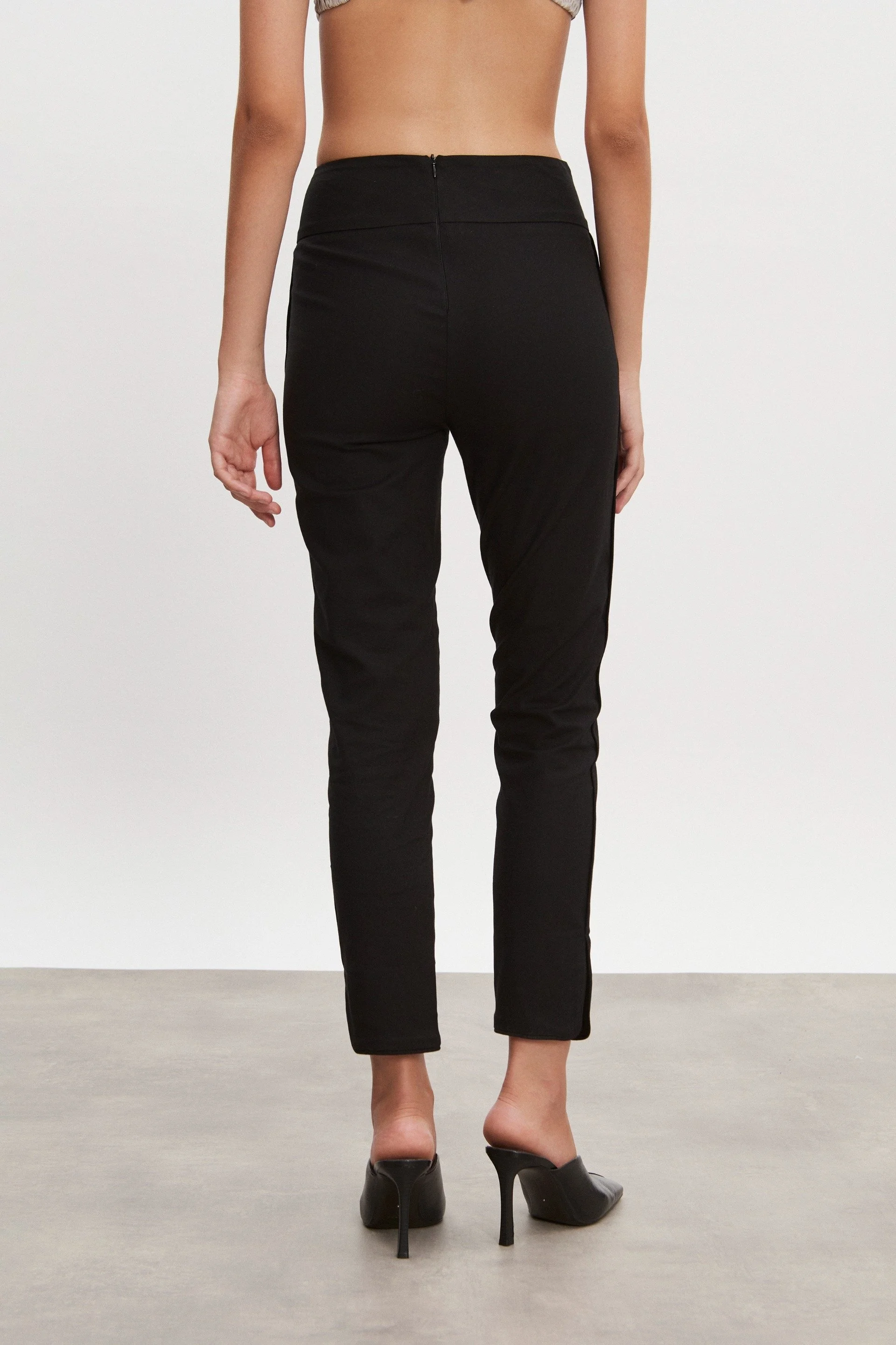 nadia_rapti_eshopprefall_0121444_copy.jpg