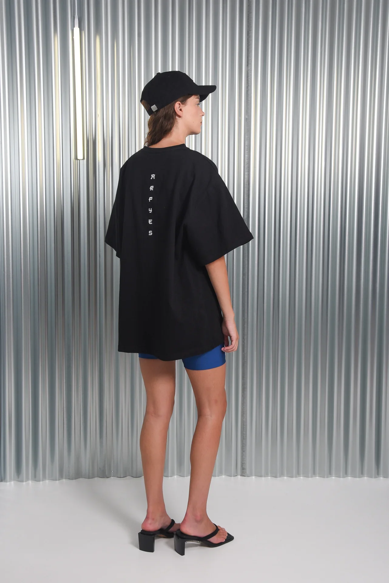 ARPYES JAPAN T-SHIRT BLACK