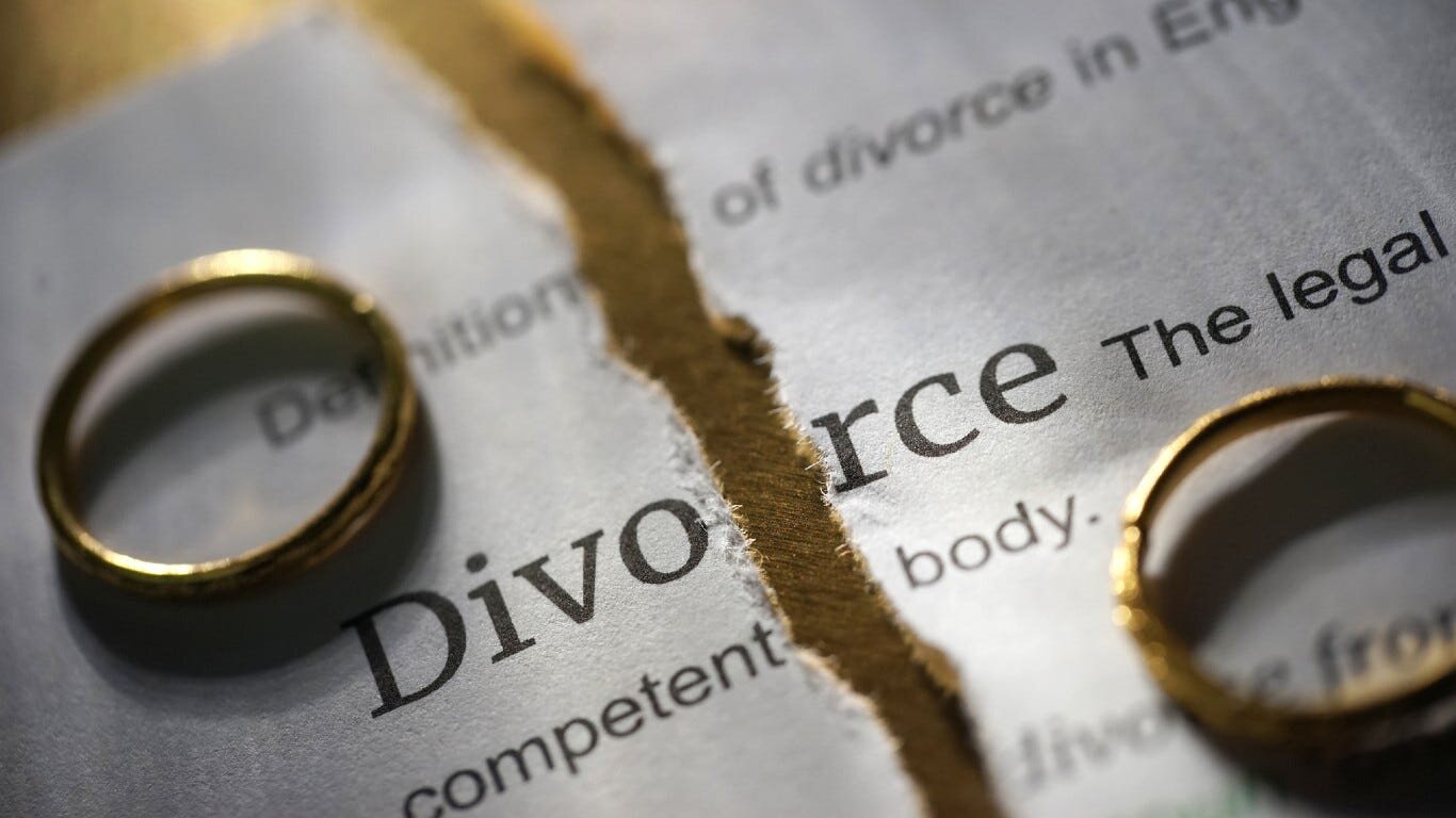 Why Do Divorced Couples Remarry—and Is It More Common Now Than Ever?