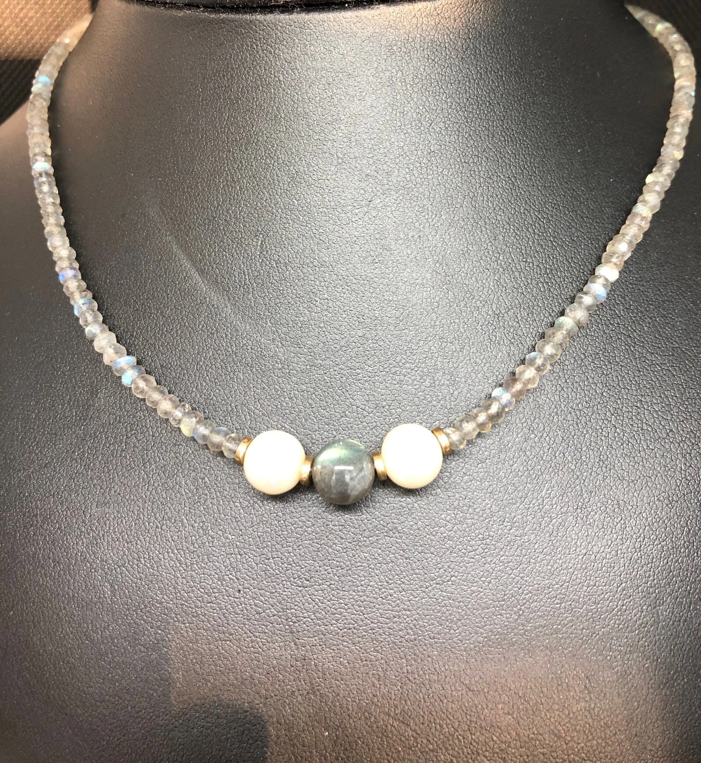 9A4D400B-3970-4EDE-815E-217B294B6CCD