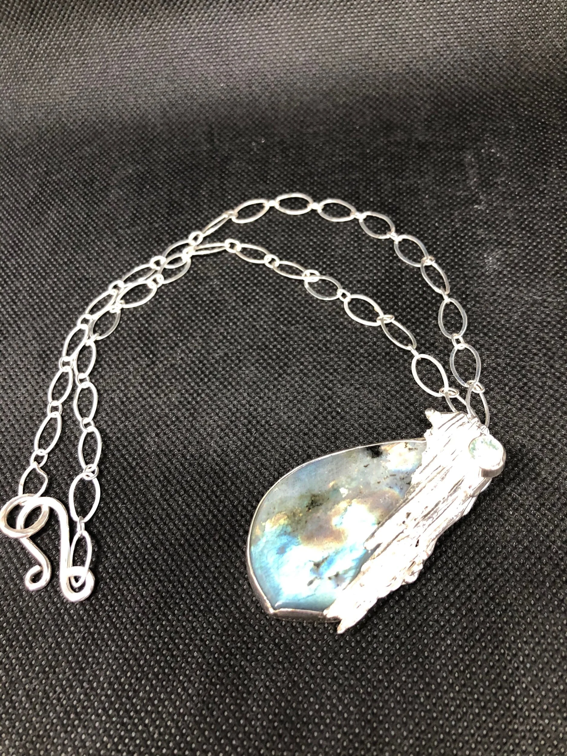 FABE8F43-B579-4914-88E0-870F0F4D49F0