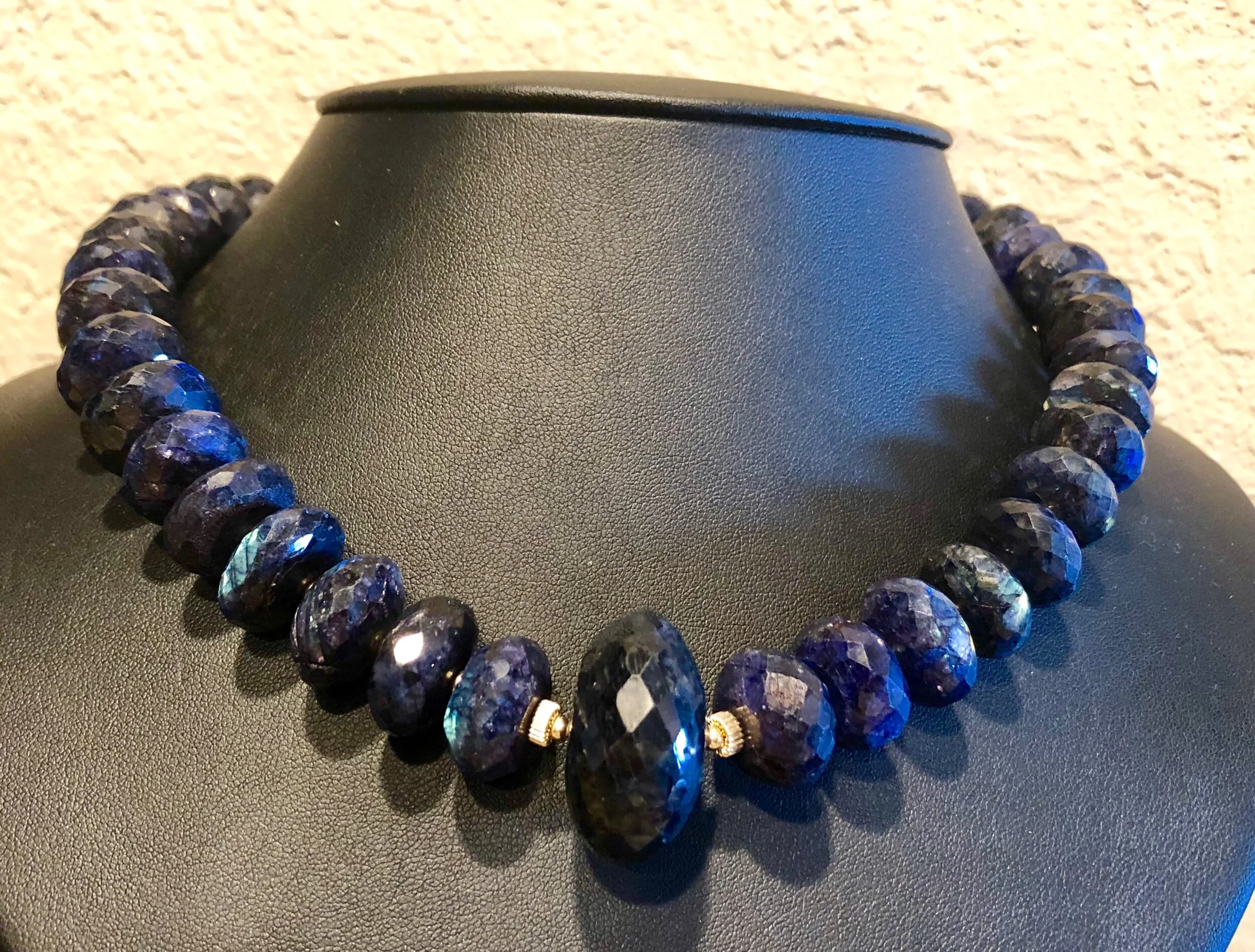 C46DCB18-B92C-433F-B7B4-FE6A02017366