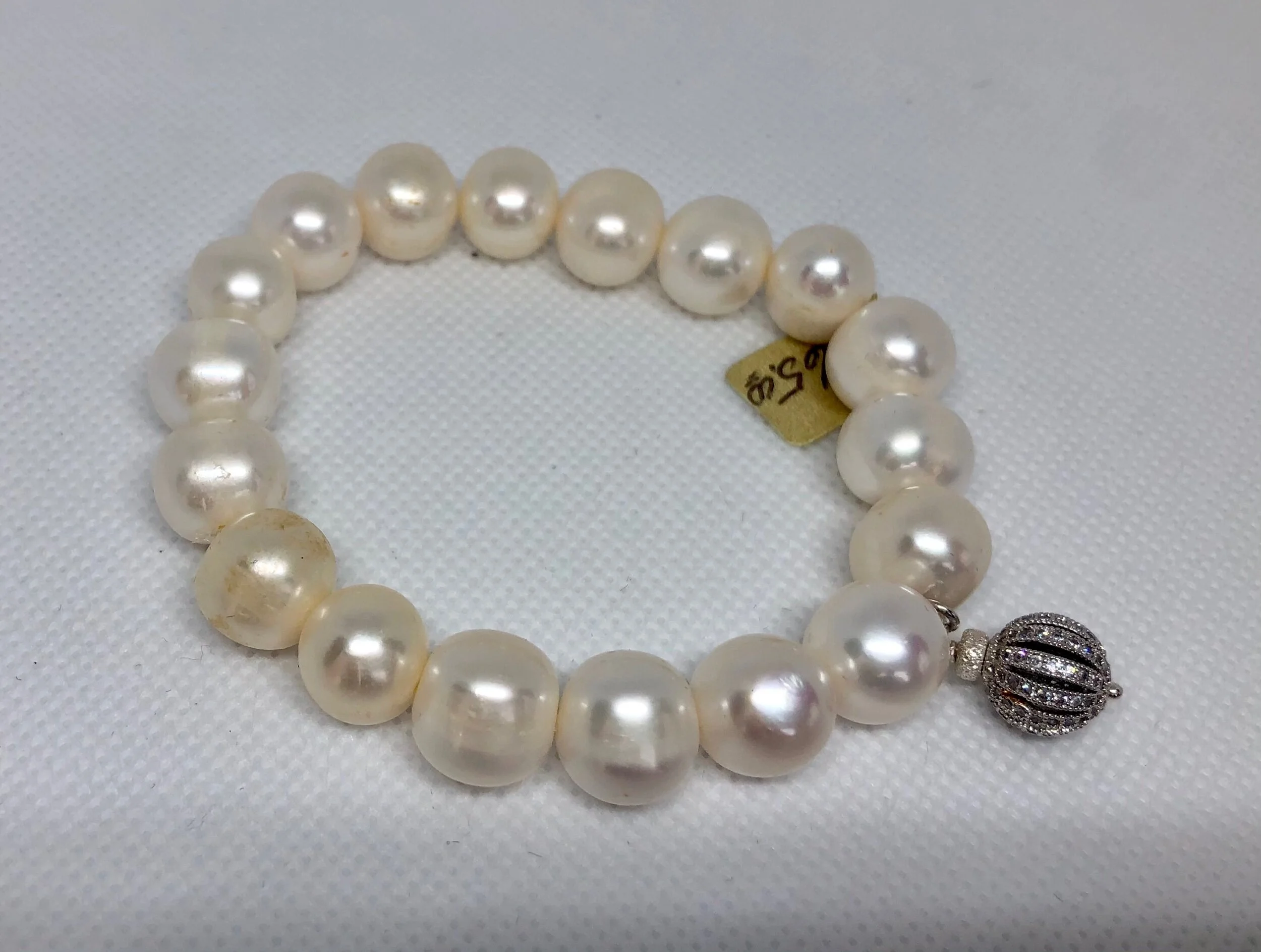 103548CD-B7FD-4D8E-A877-C8DB6E173ECB