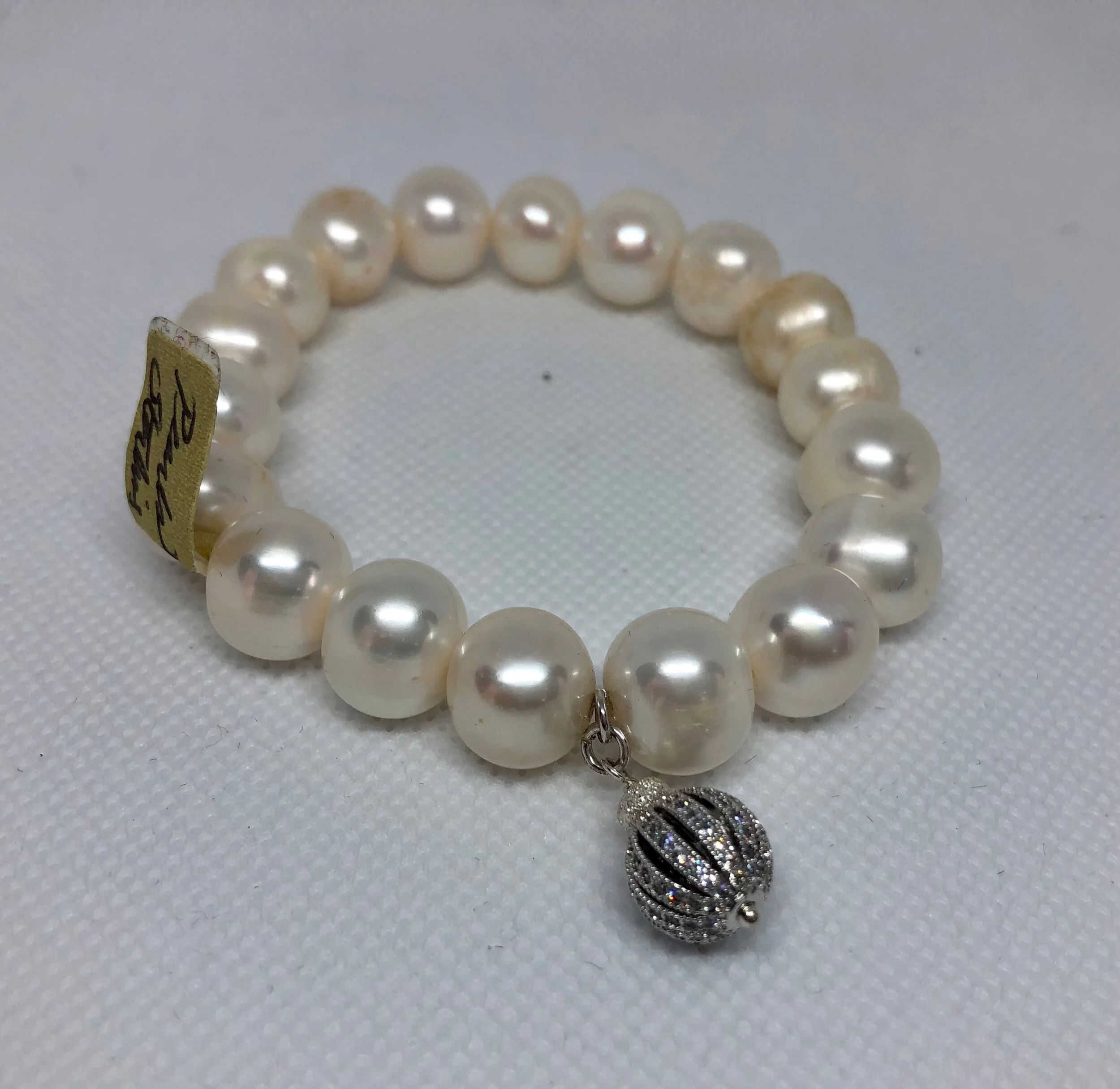 52EDBB79-990B-4E39-B69A-9AAF3AB6A5E9