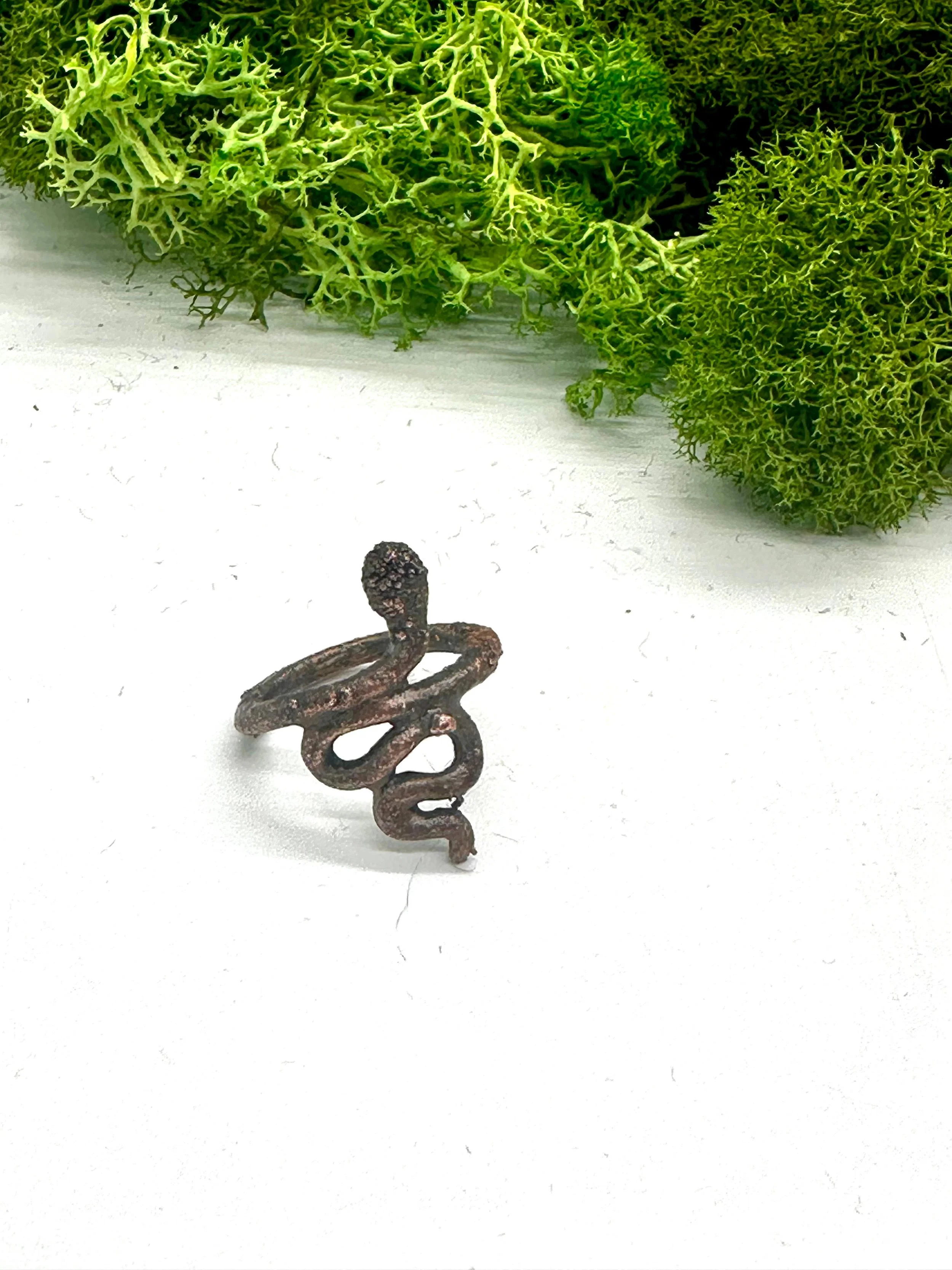 SERPENT RING 1
