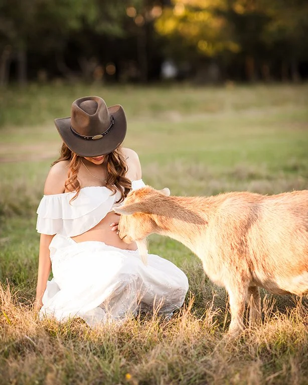 Maternity Phots- Houston.jpg