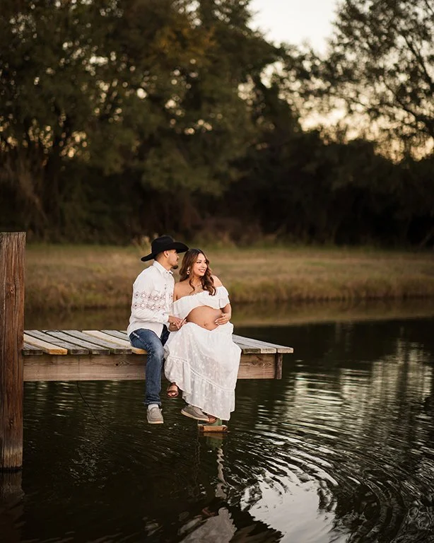 Lake Maternity Photo