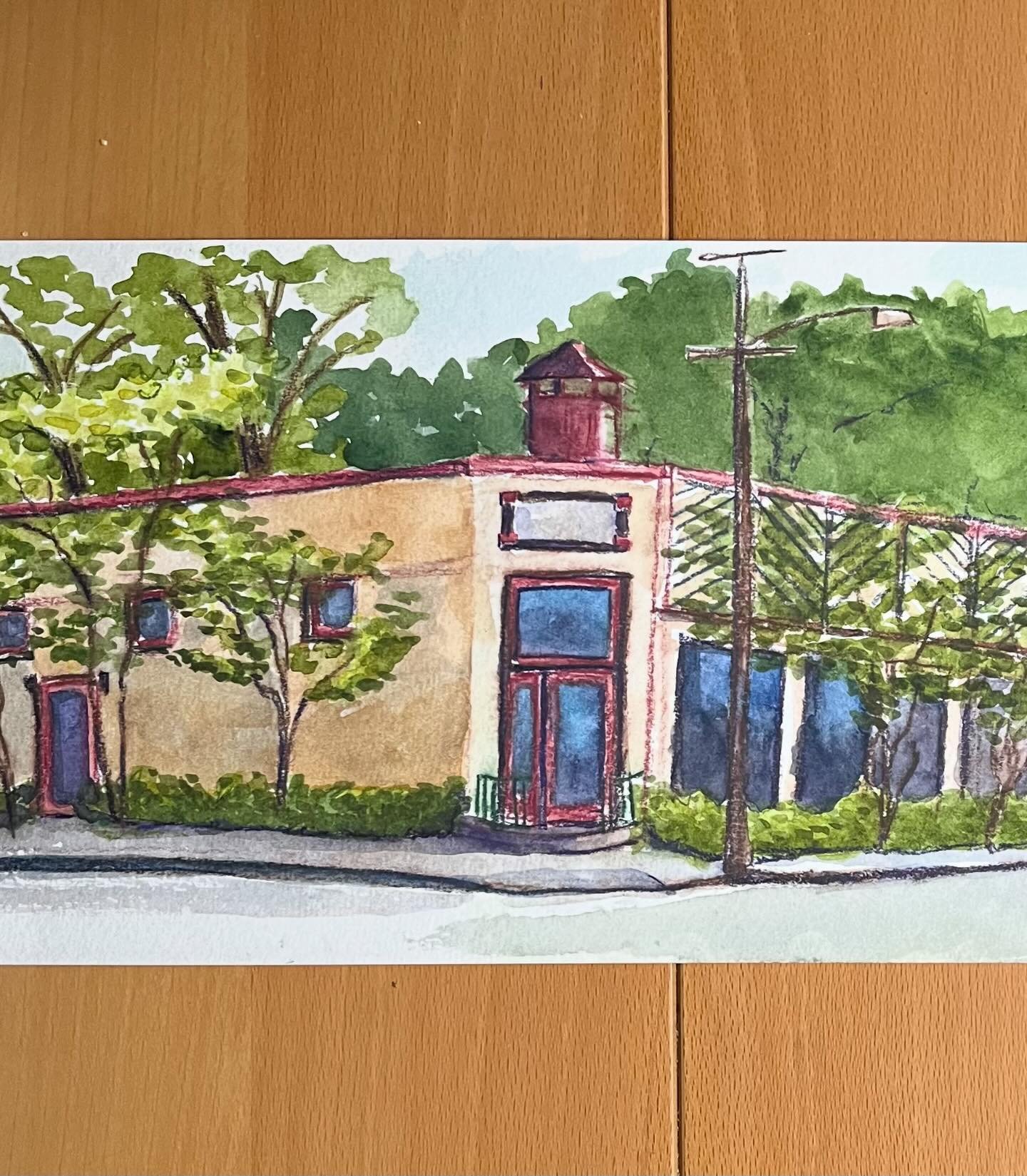 Memphis is so green right now. @marthakellyart and I experienced rain, sun and wind on our sketch outing today, plus cars arriving to block our view! We enjoyed all the curveballs of on-site drawing. I drew @tonica_memphis #sketchingnowbuildings #ske